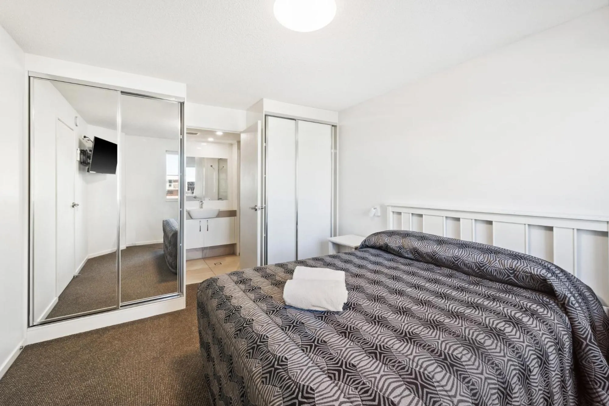 Bed in Beachcomber on the Spit