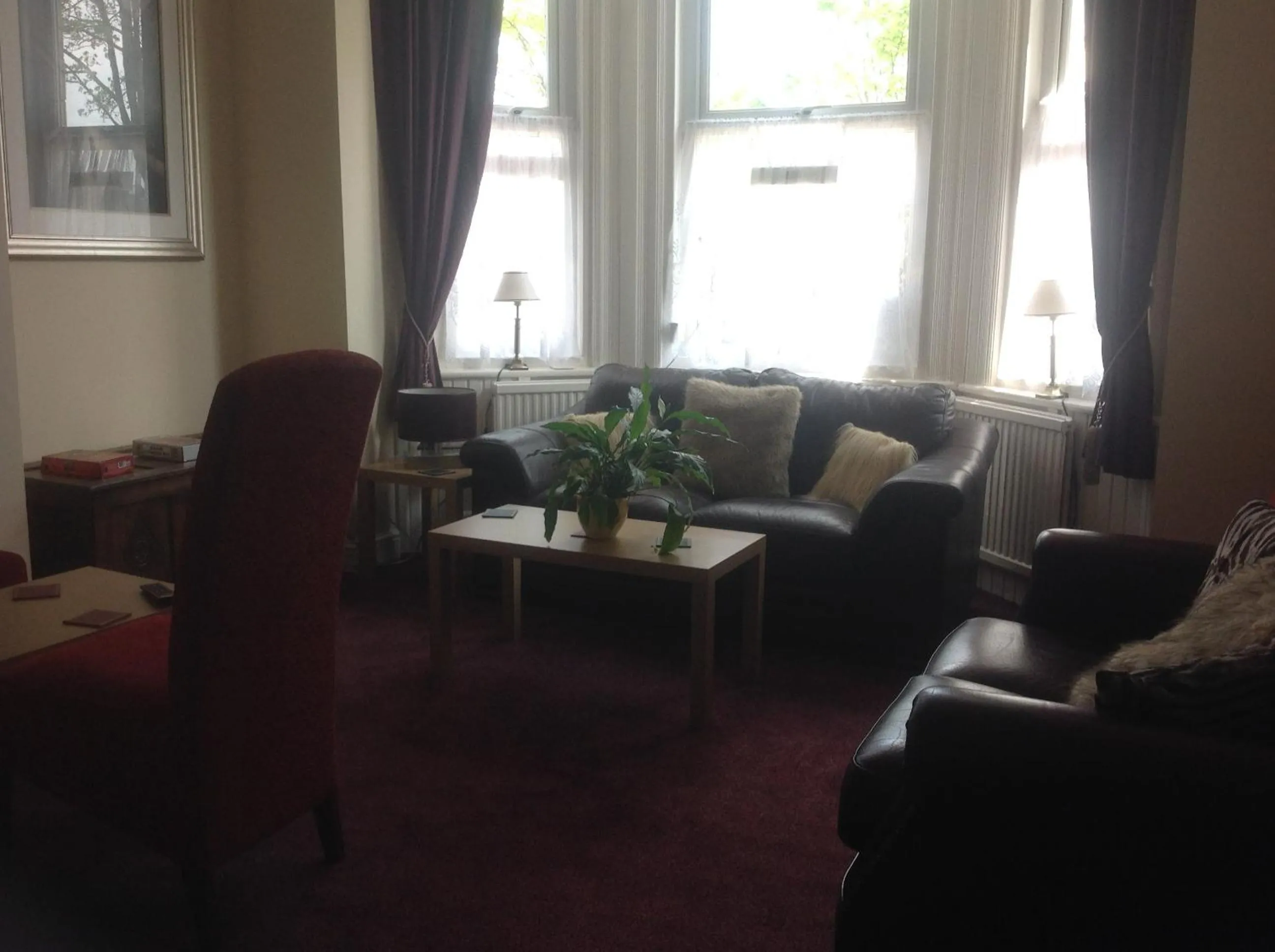 Living room in Cleasewood Guest House