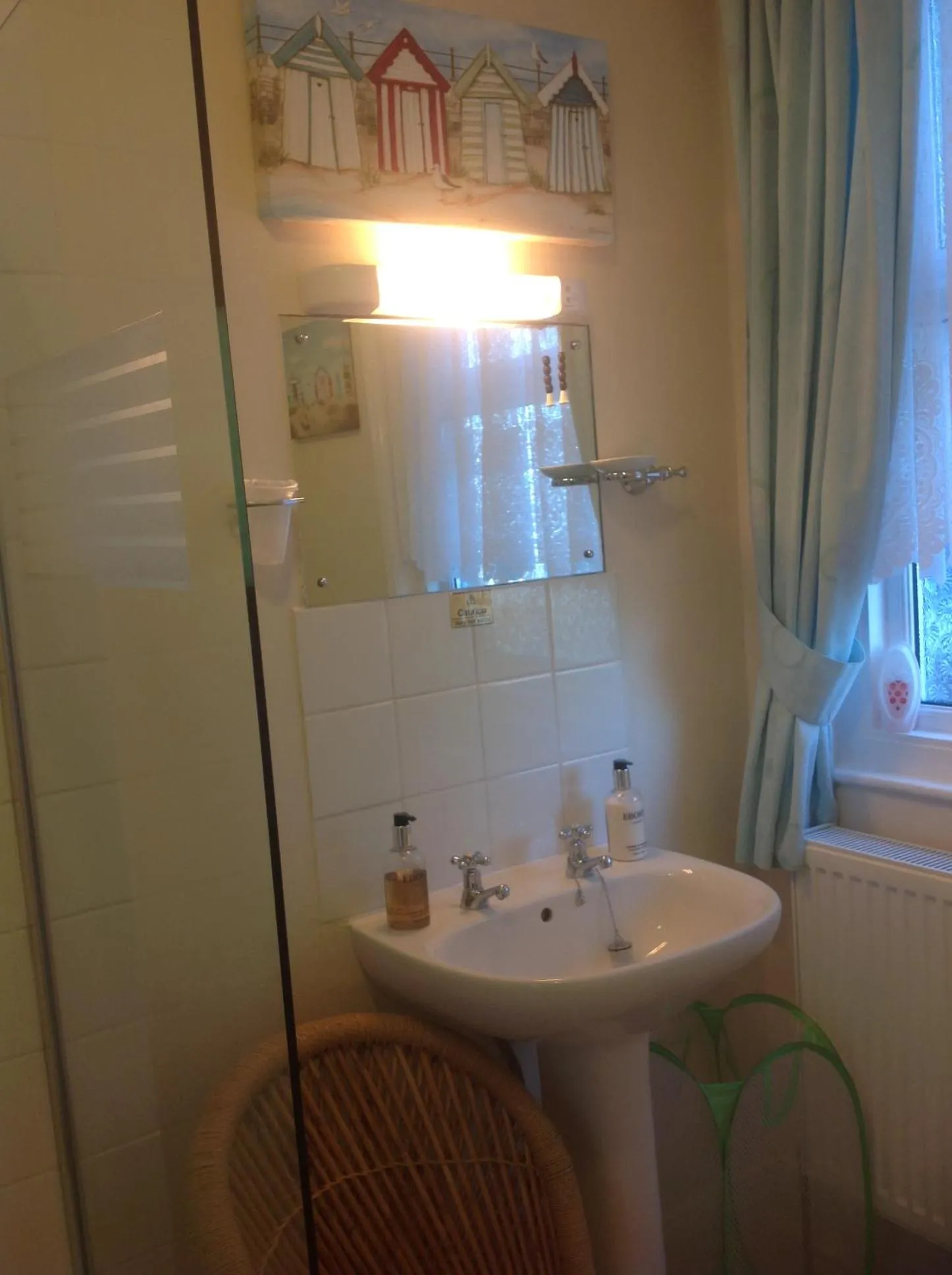 Bathroom in Cleasewood Guest House