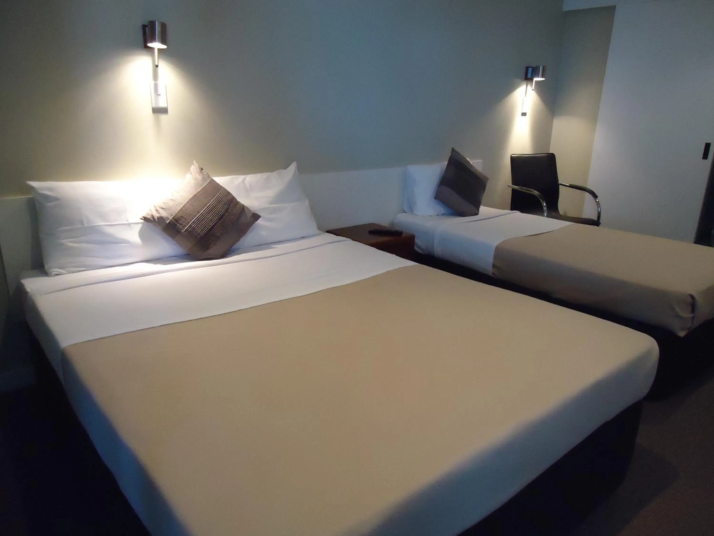 Bed in Moondarra Motel