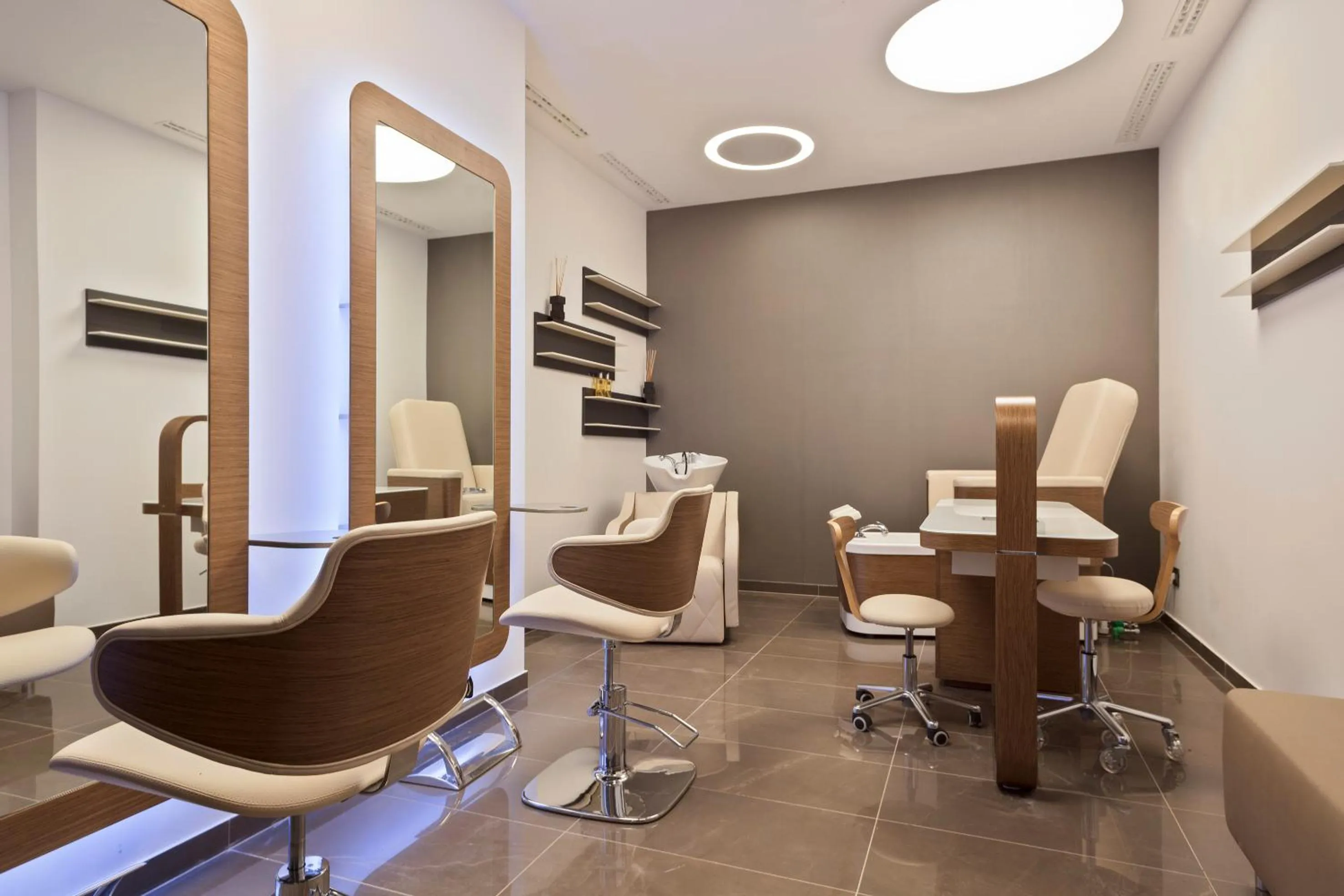 Spa and wellness centre/facilities in Hotel AMI Budva Petrovac