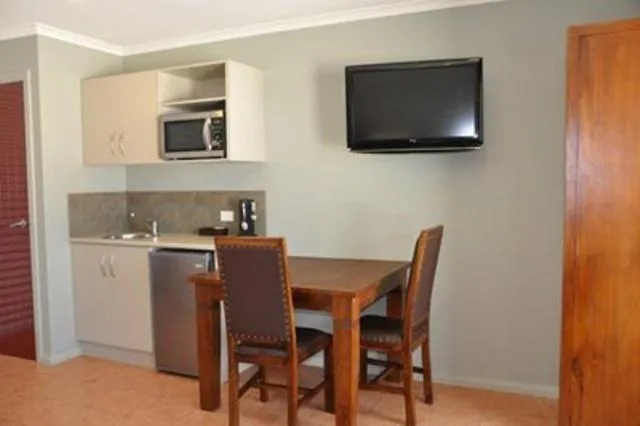 Dining area in Bairnsdale Motel