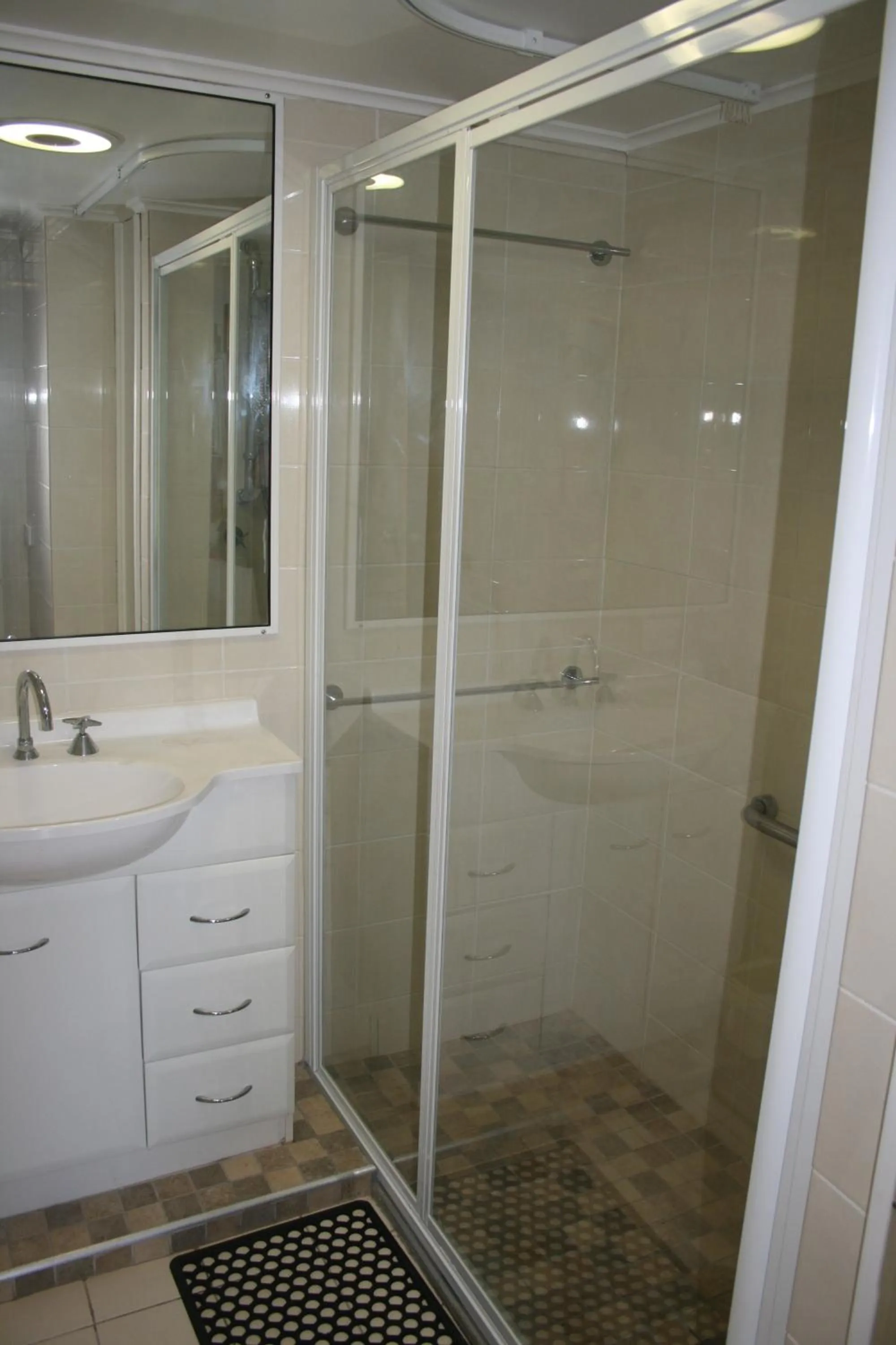 Bedroom in Kings Row Apartments