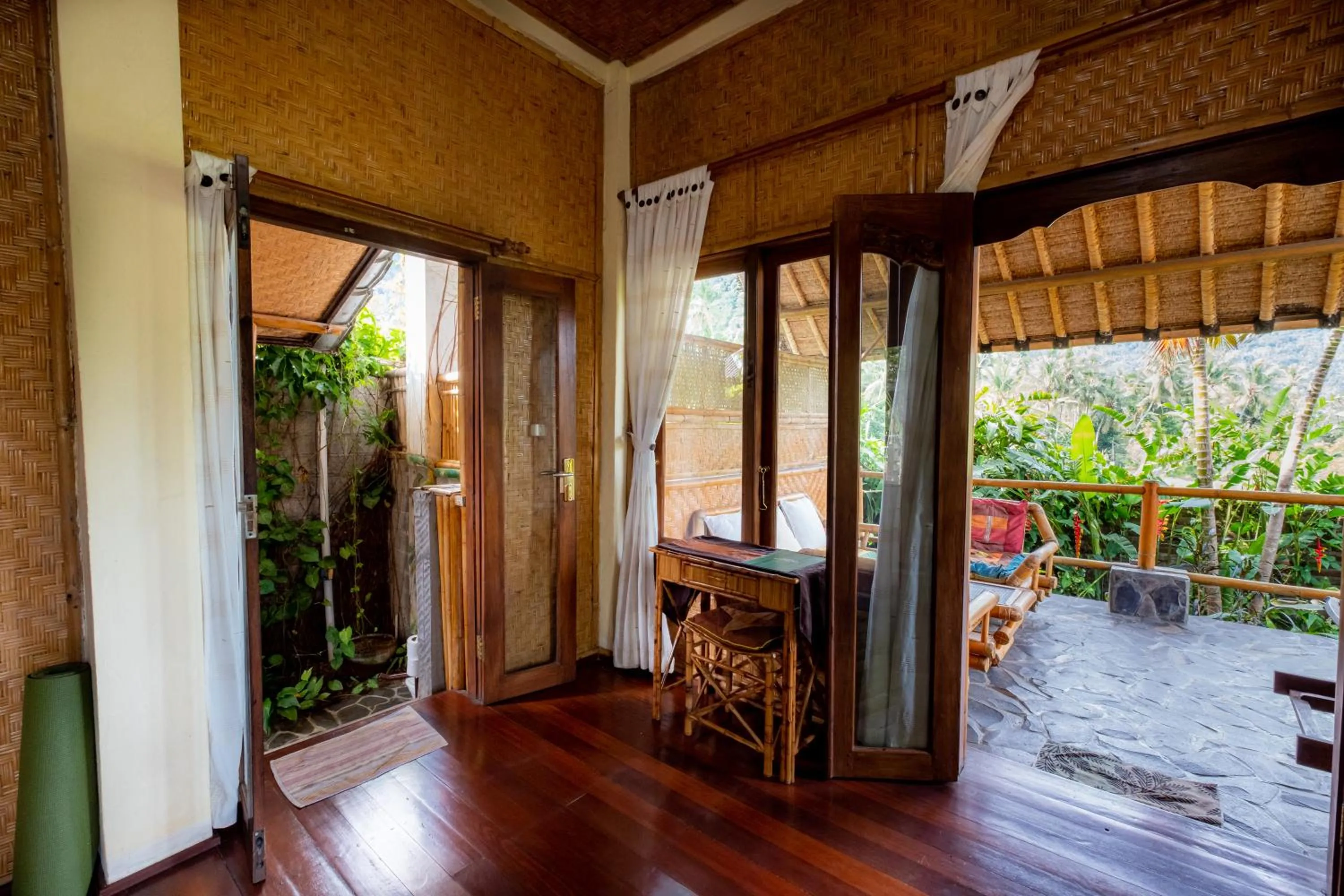Patio in Villa Manuk