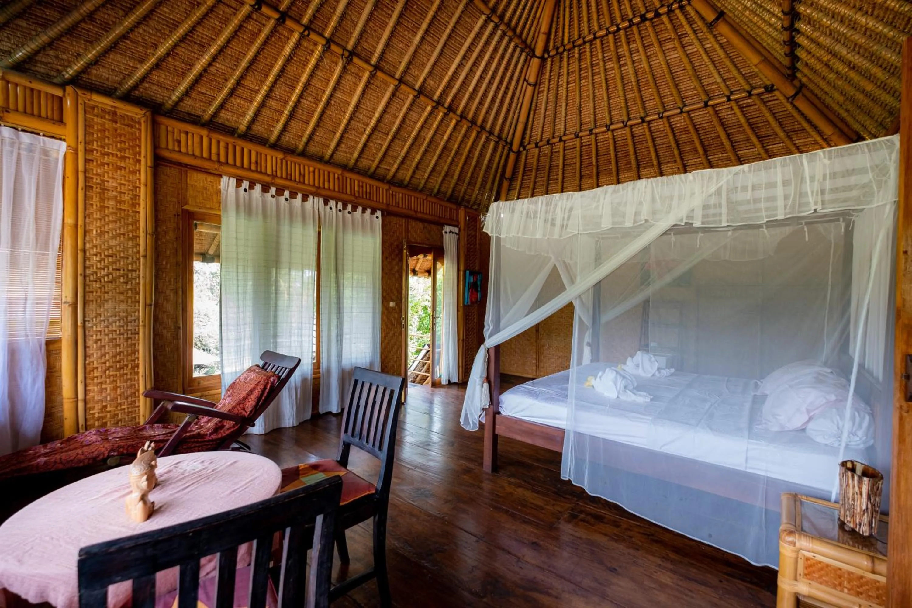 Bedroom, Bed in Villa Manuk