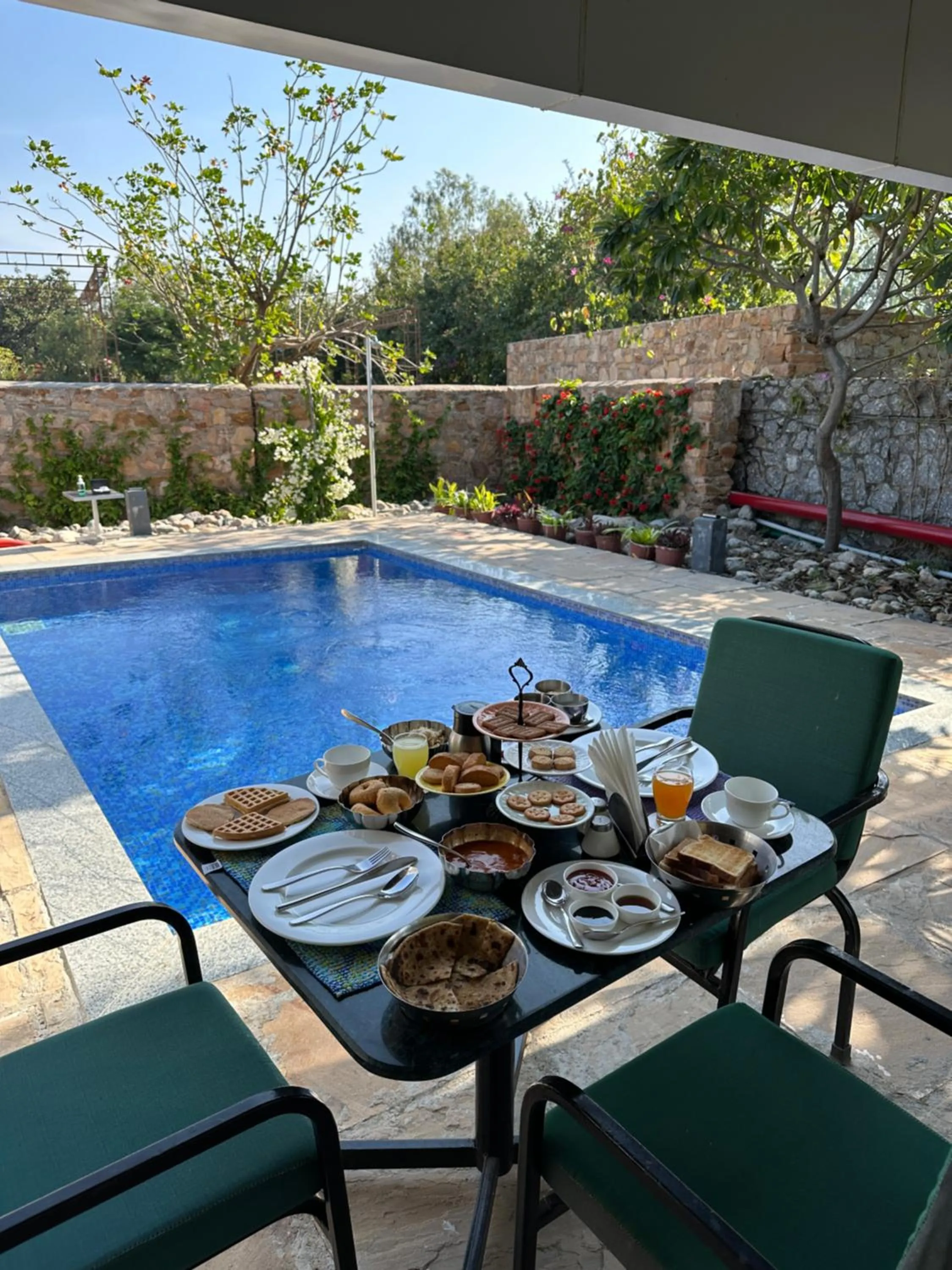 Pool view in Mana Ranakpur