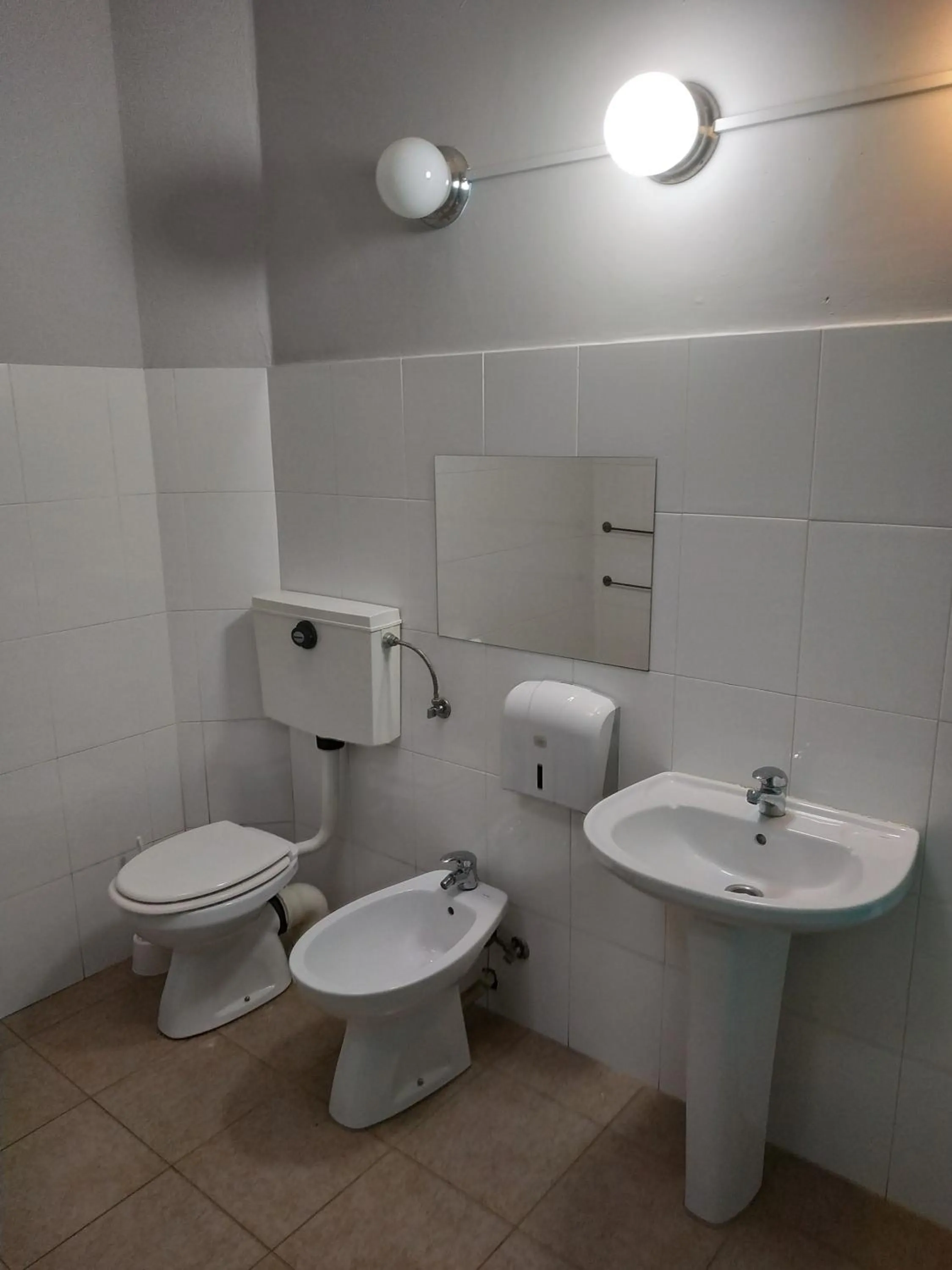 Toilet in Gabriel Guesthouse