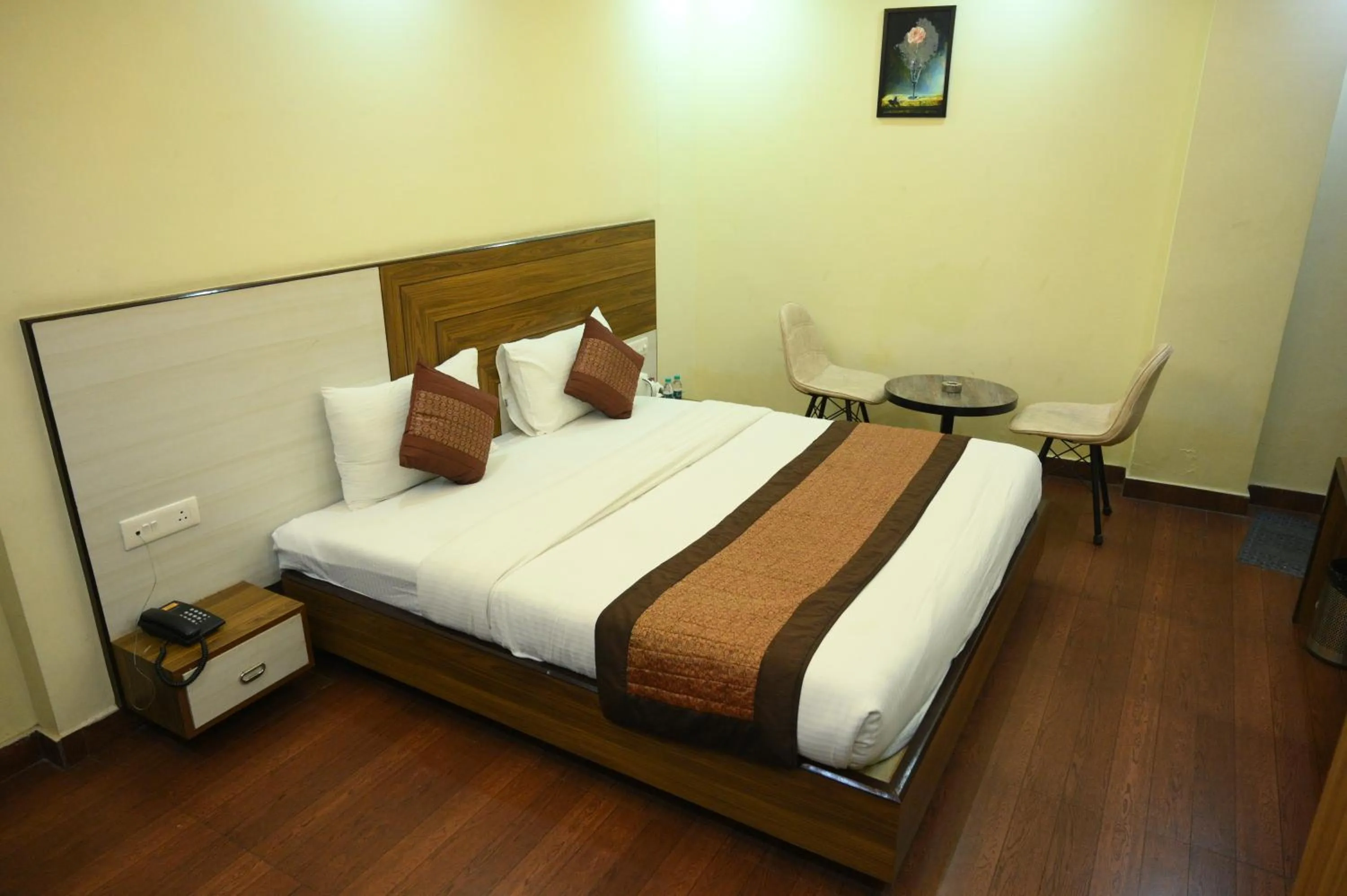 Bed in Hotel Grand Kailash,Kotdwara
