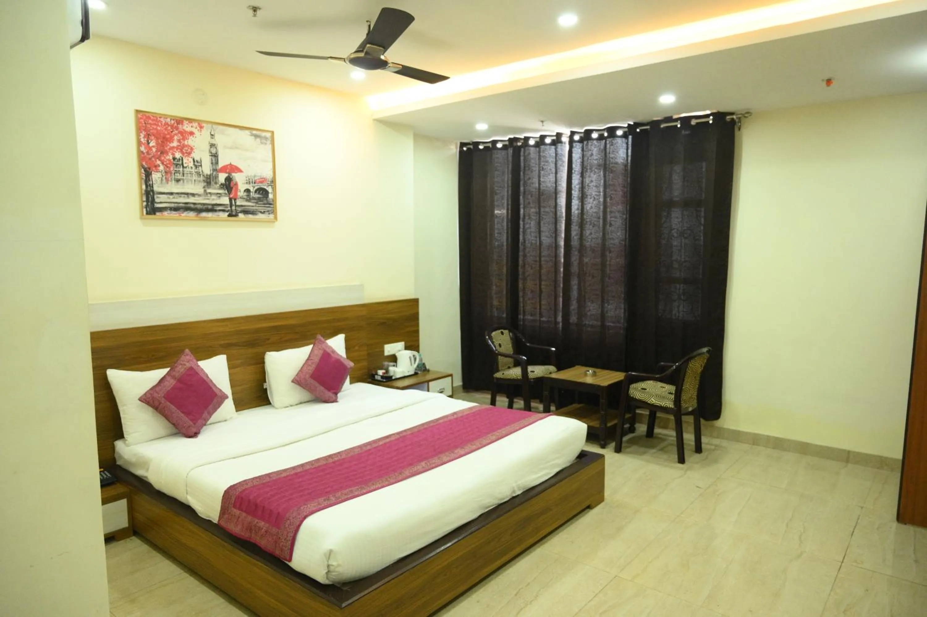 Bed in Hotel Grand Kailash,Kotdwara