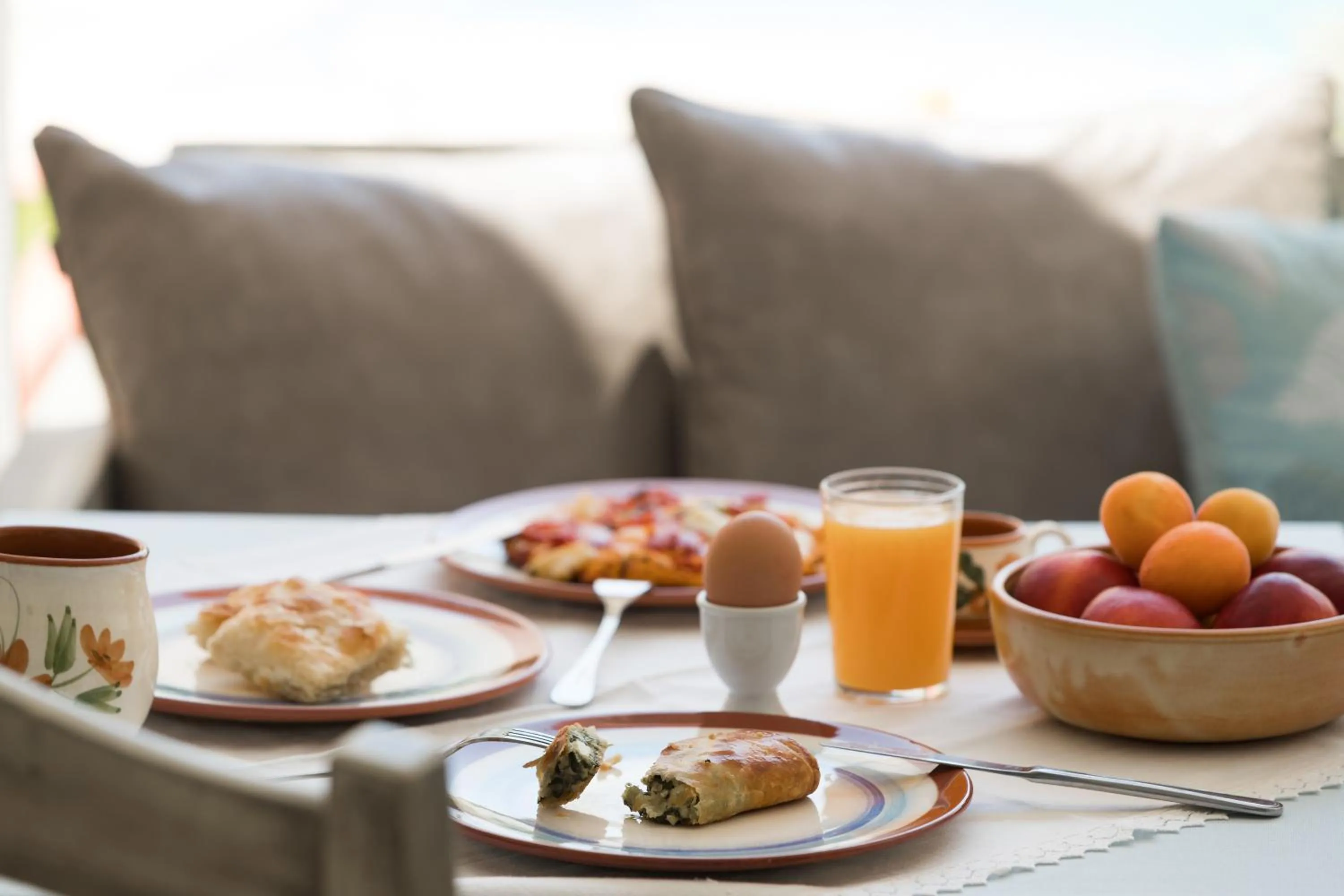 Restaurant/places to eat in Tinos Resort