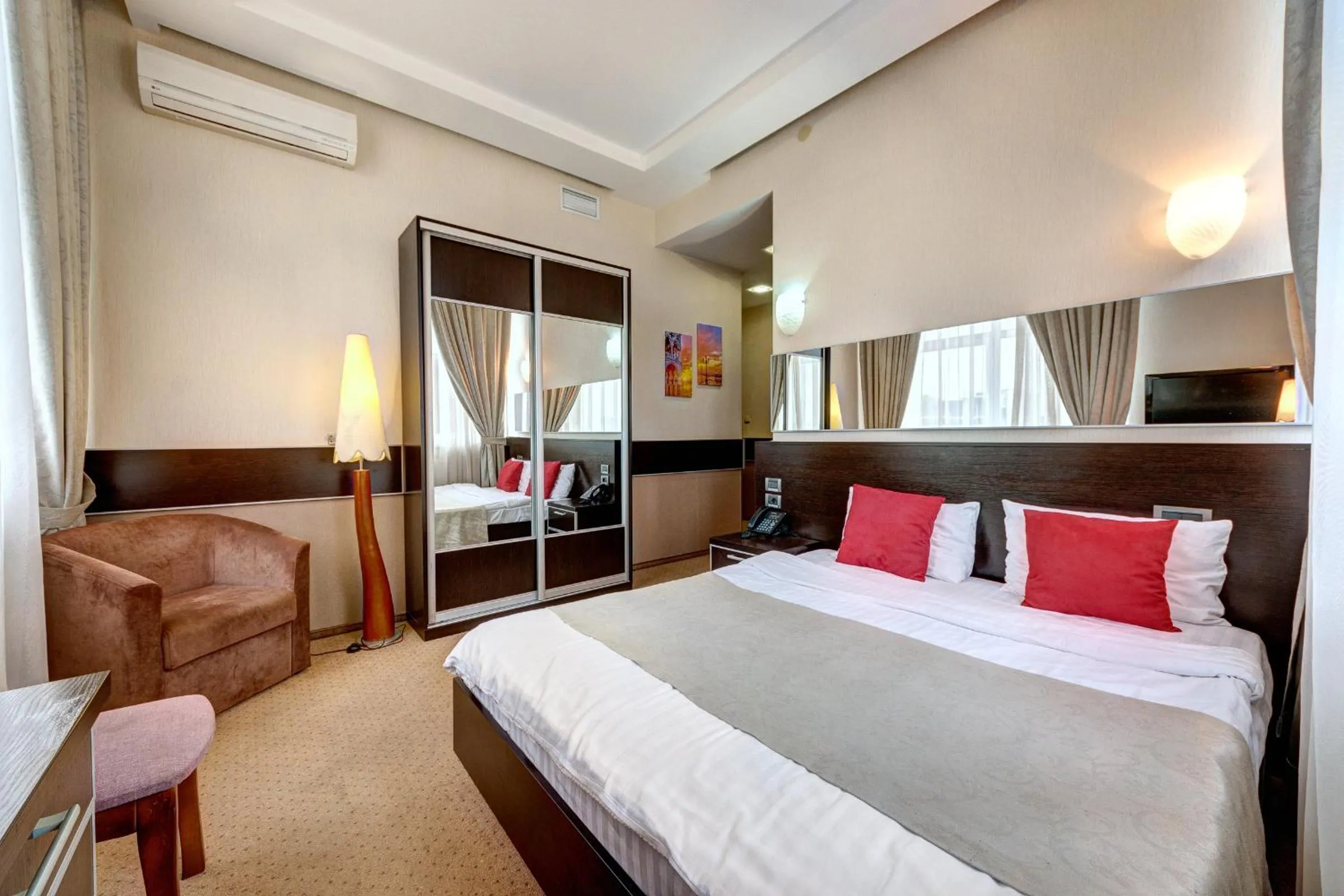 Bed in Terra Nova Sport&Spa Hotel