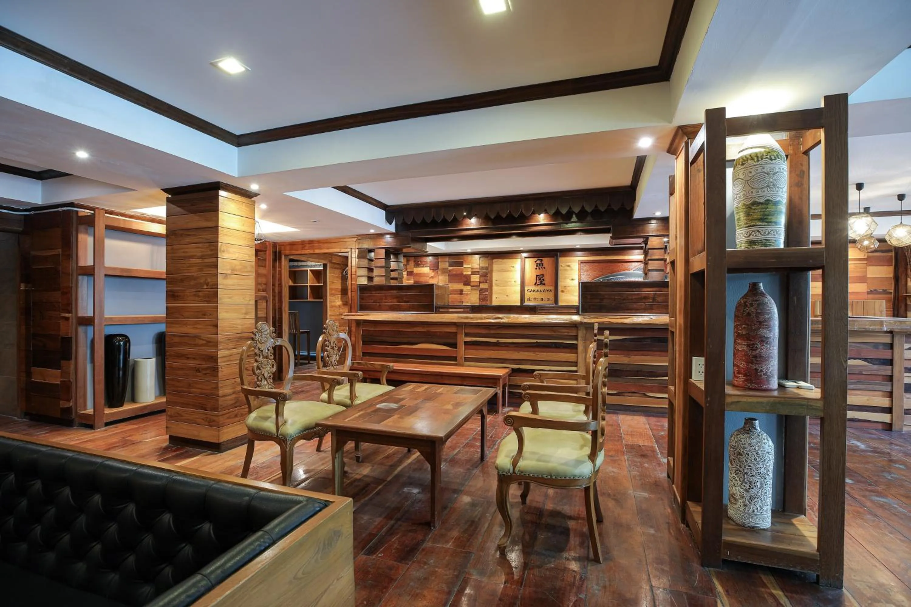 Restaurant/places to eat in Arbor's house