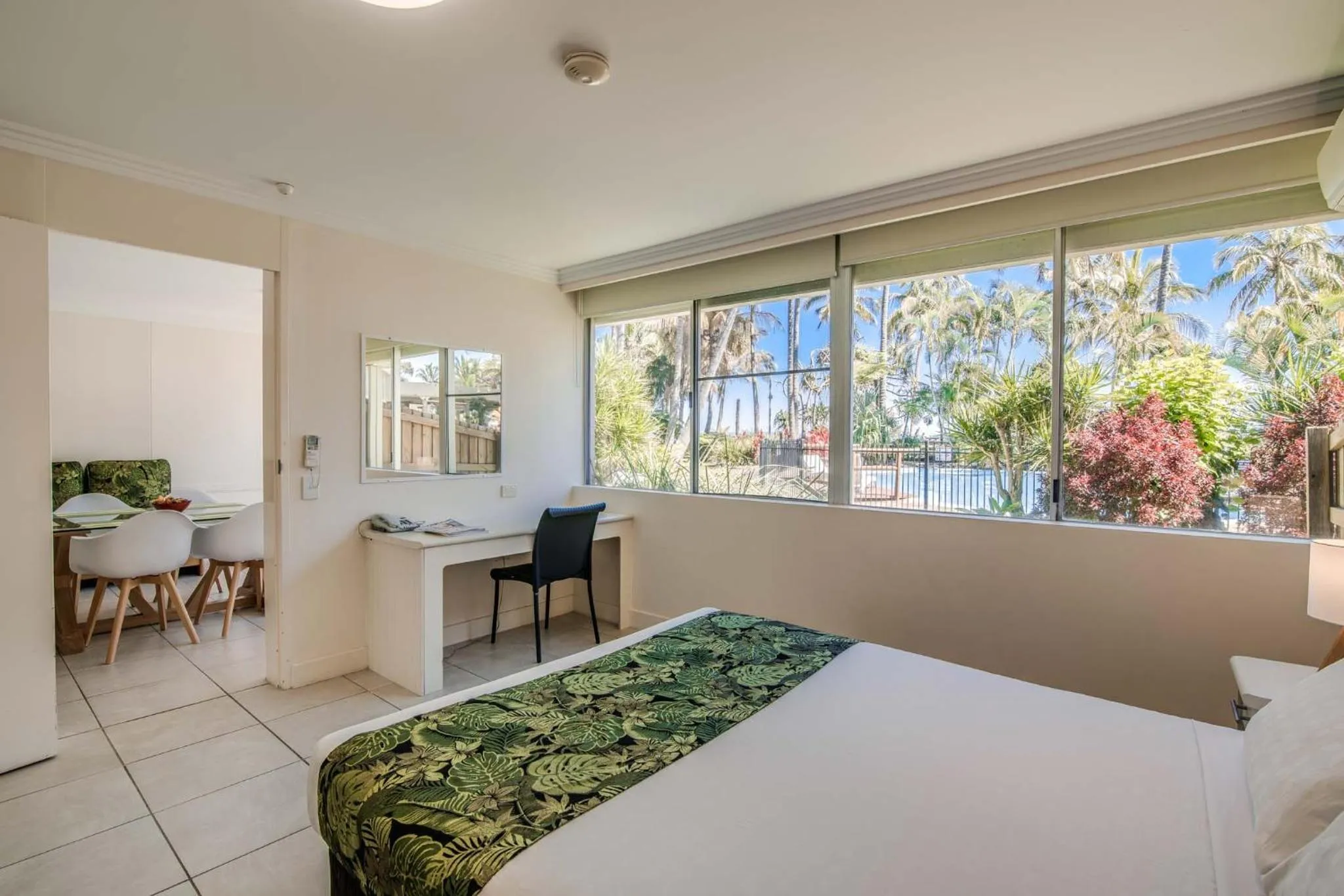 Bedroom, Bed in Tangalooma Island Resort