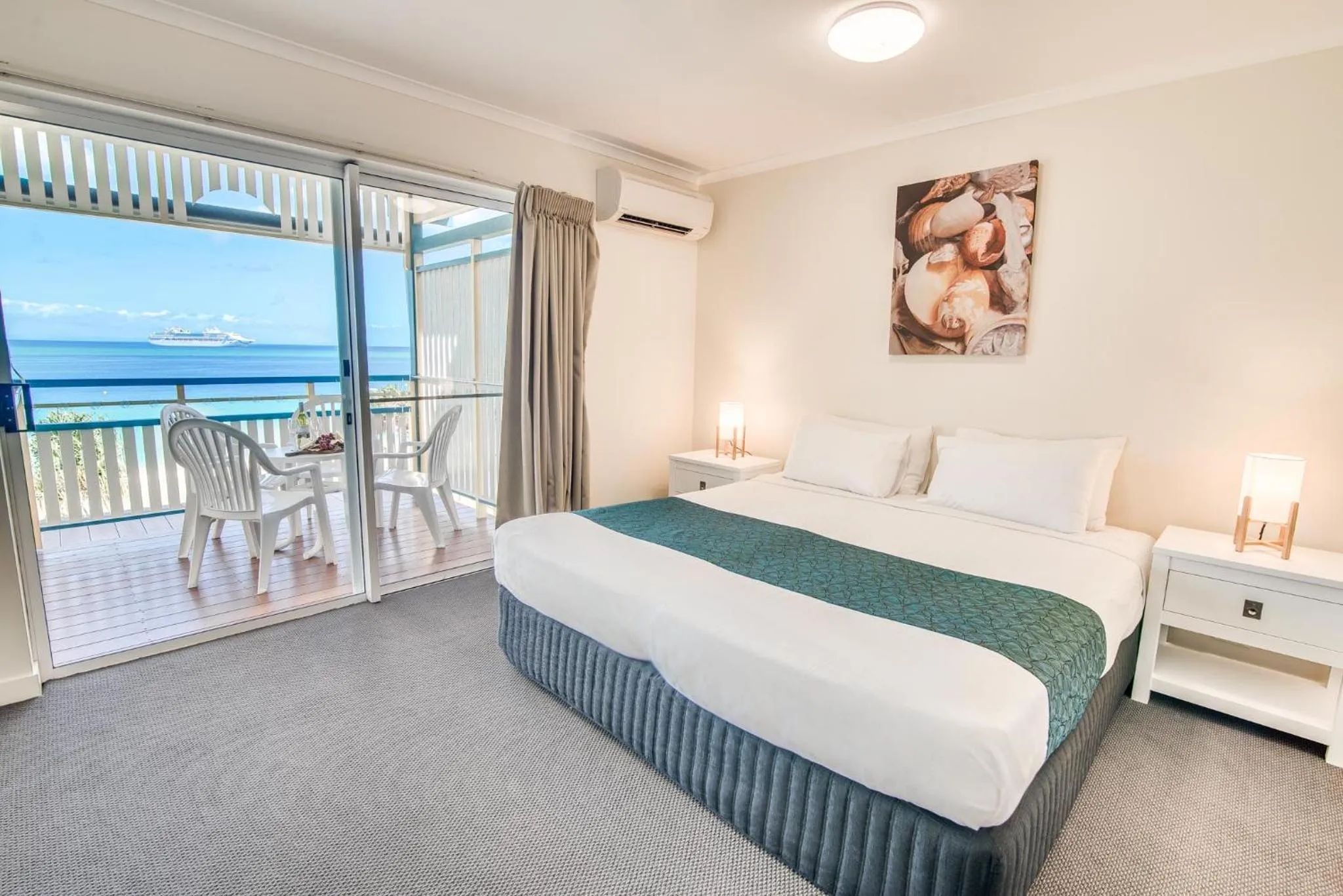 Bed in Tangalooma Island Resort