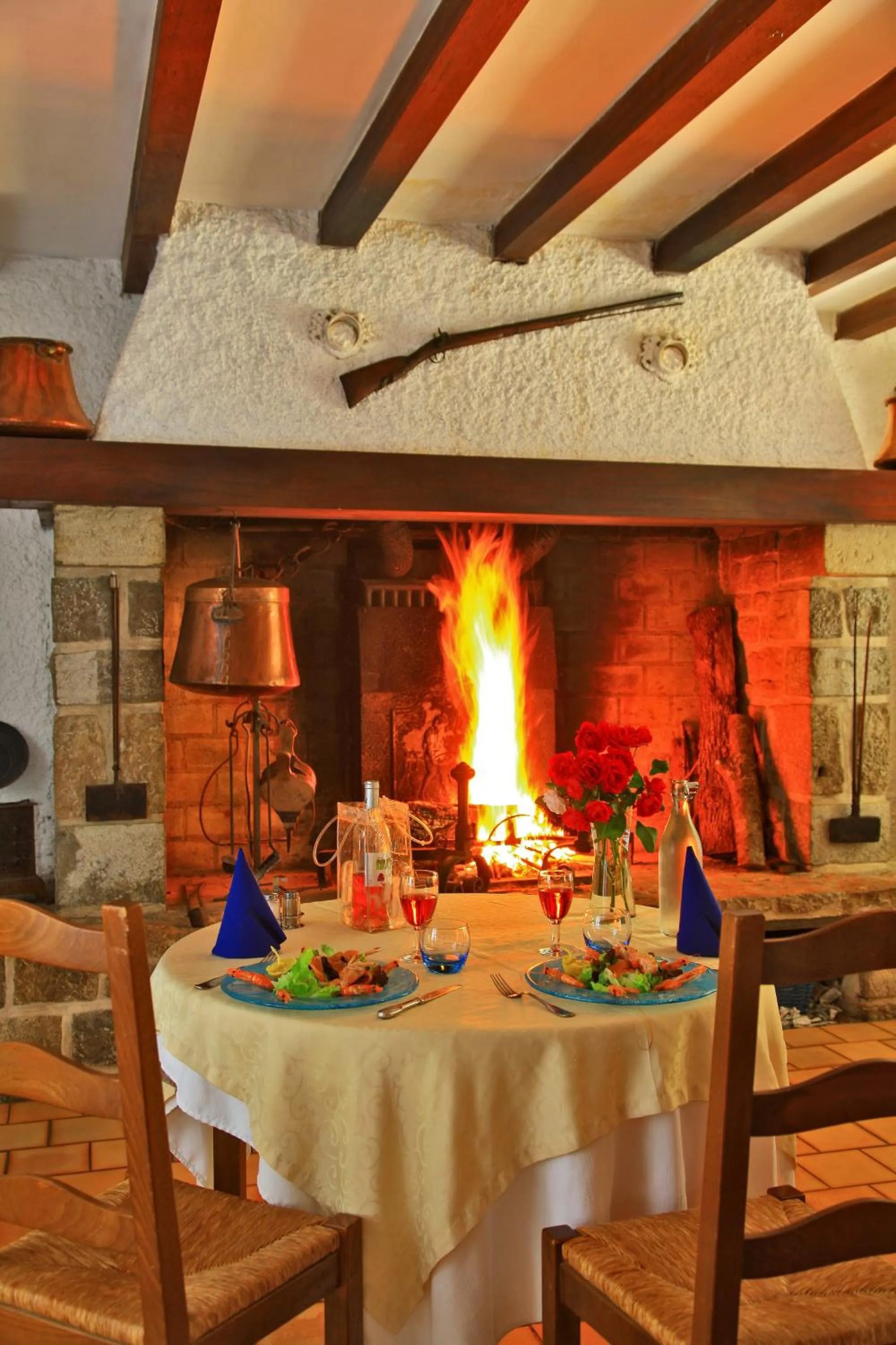 Restaurant/places to eat in Le Clos Grand