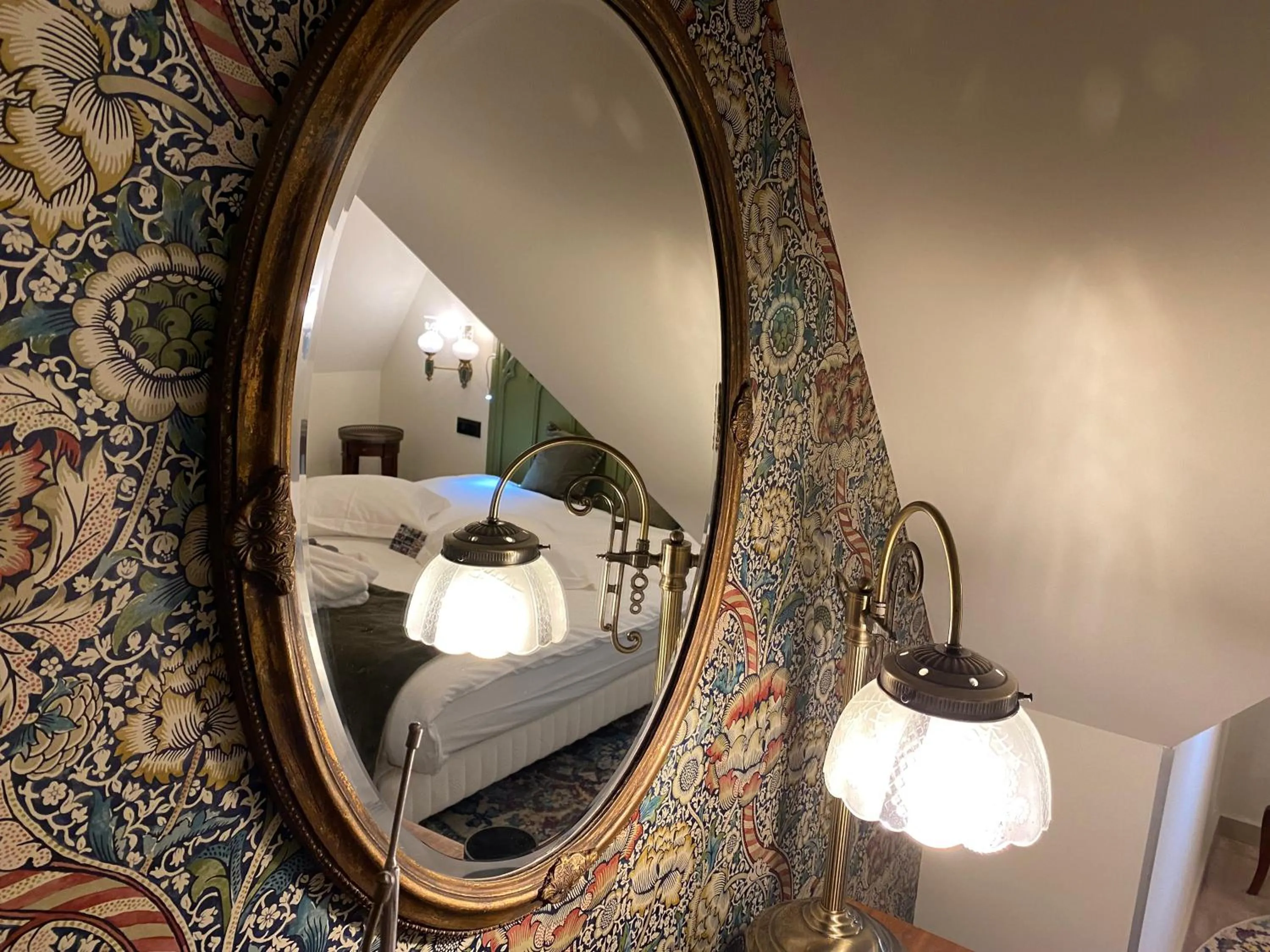 Bed in Au Petit Manoir