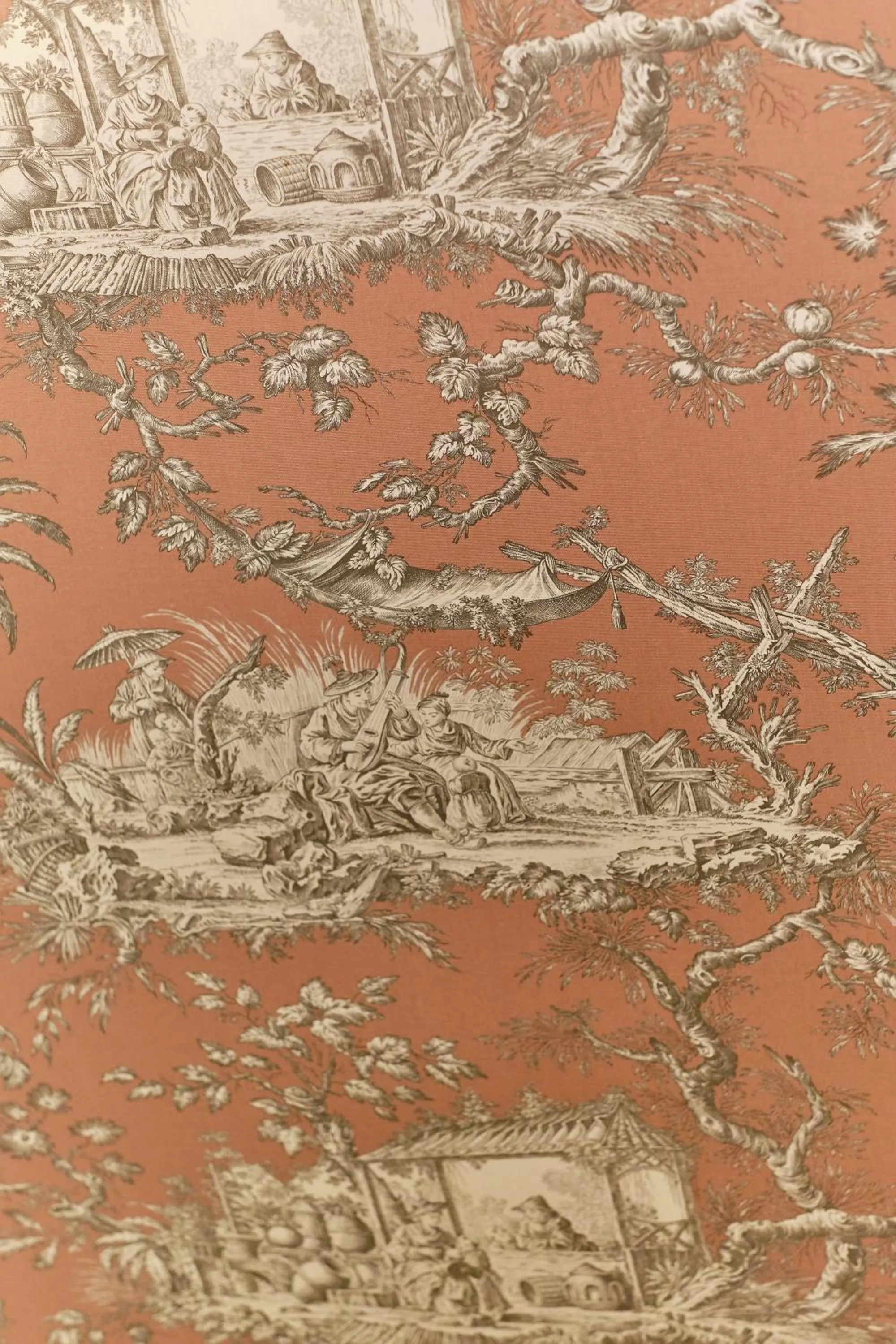 Decorative detail in Au Petit Manoir