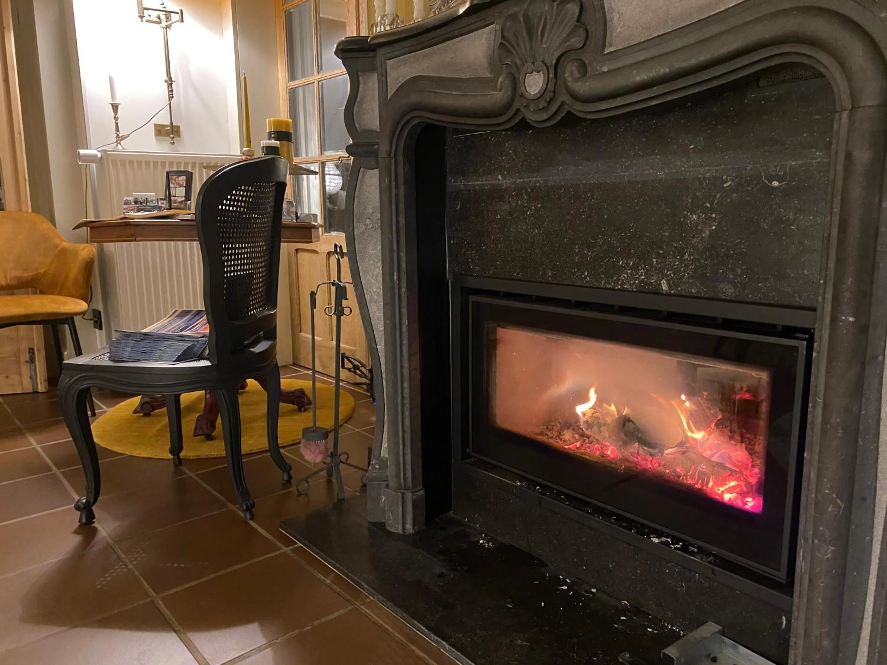 Lobby or reception in Au Petit Manoir