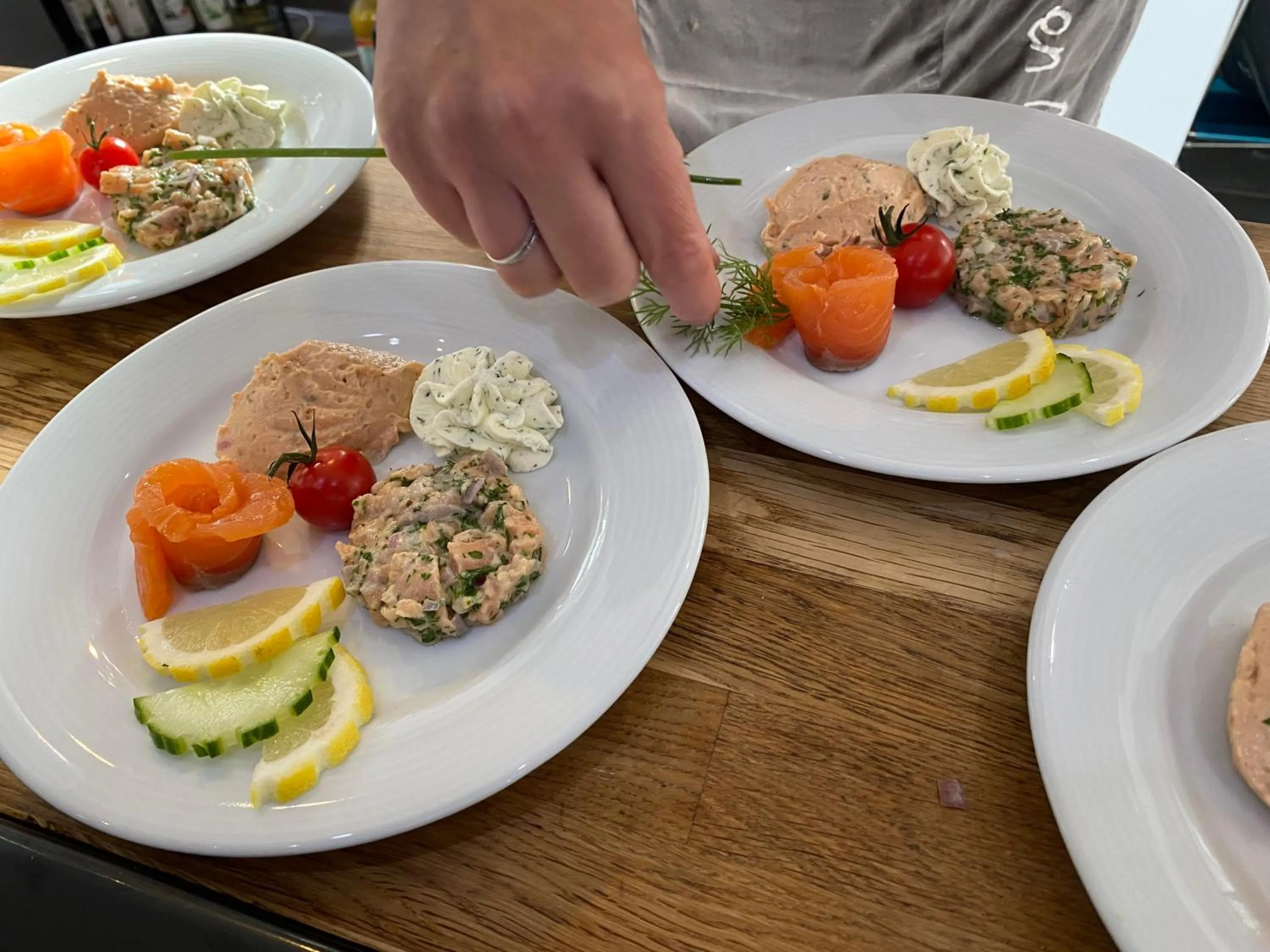 Meals in Au Petit Manoir