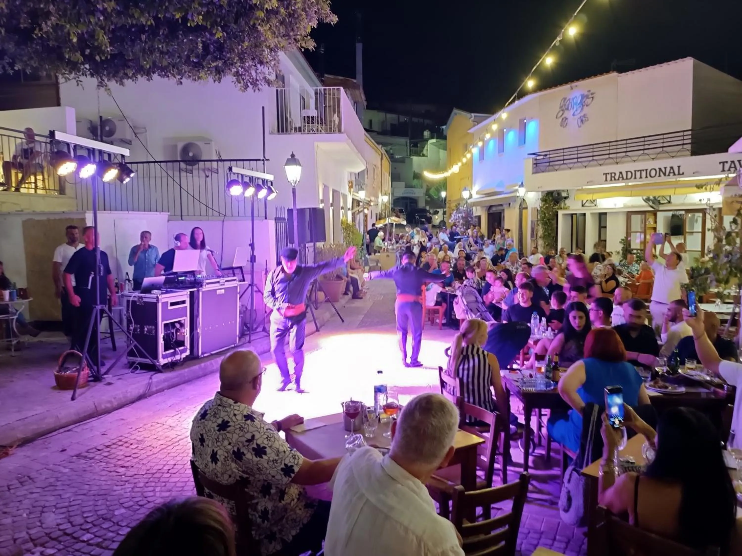 Restaurant/places to eat in Rantzo Holiday Apartments