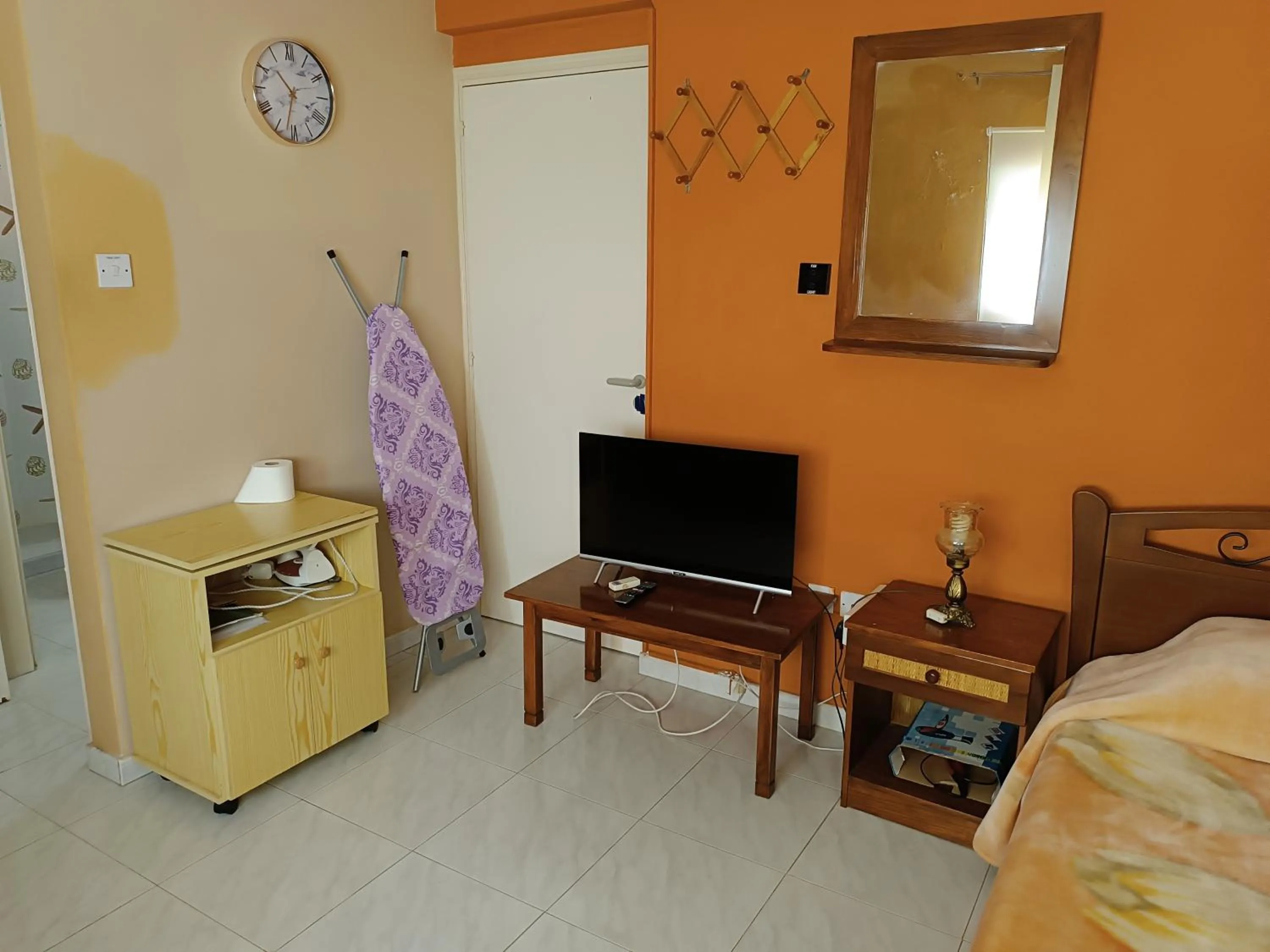 TV and multimedia, Bed in Rantzo Holiday Apartments