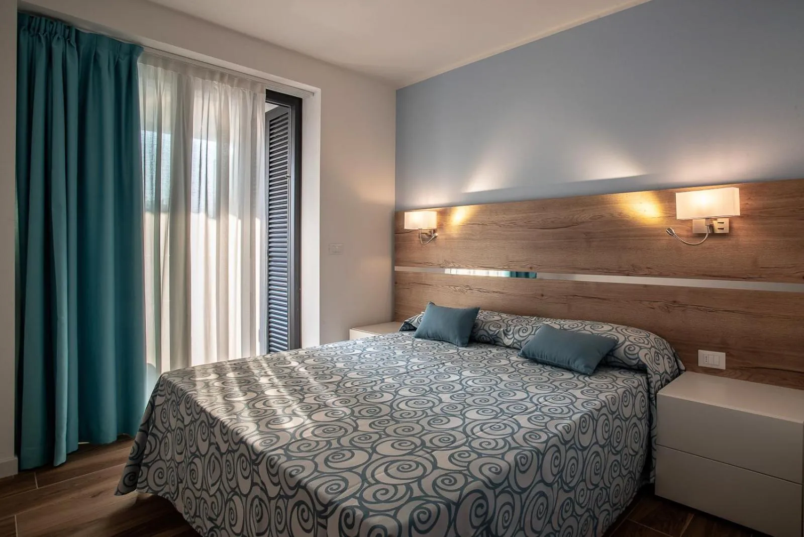 Photo of the whole room in Aparthotel Miramare