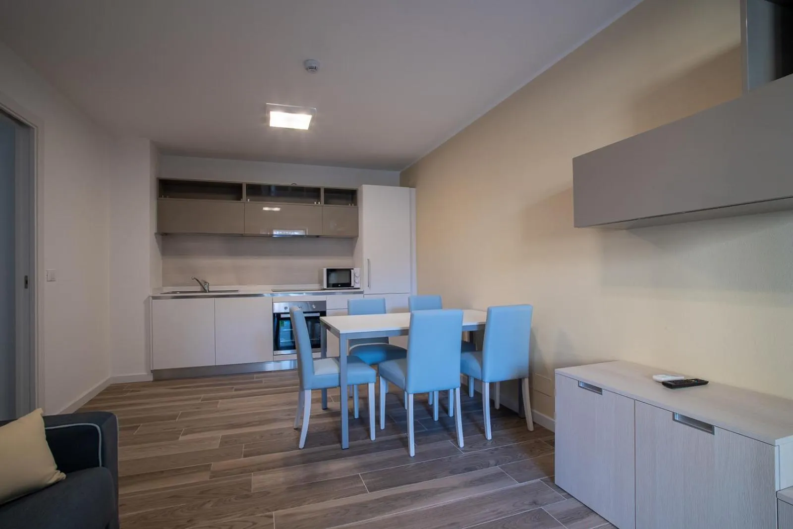 Kitchen or kitchenette in Aparthotel Miramare