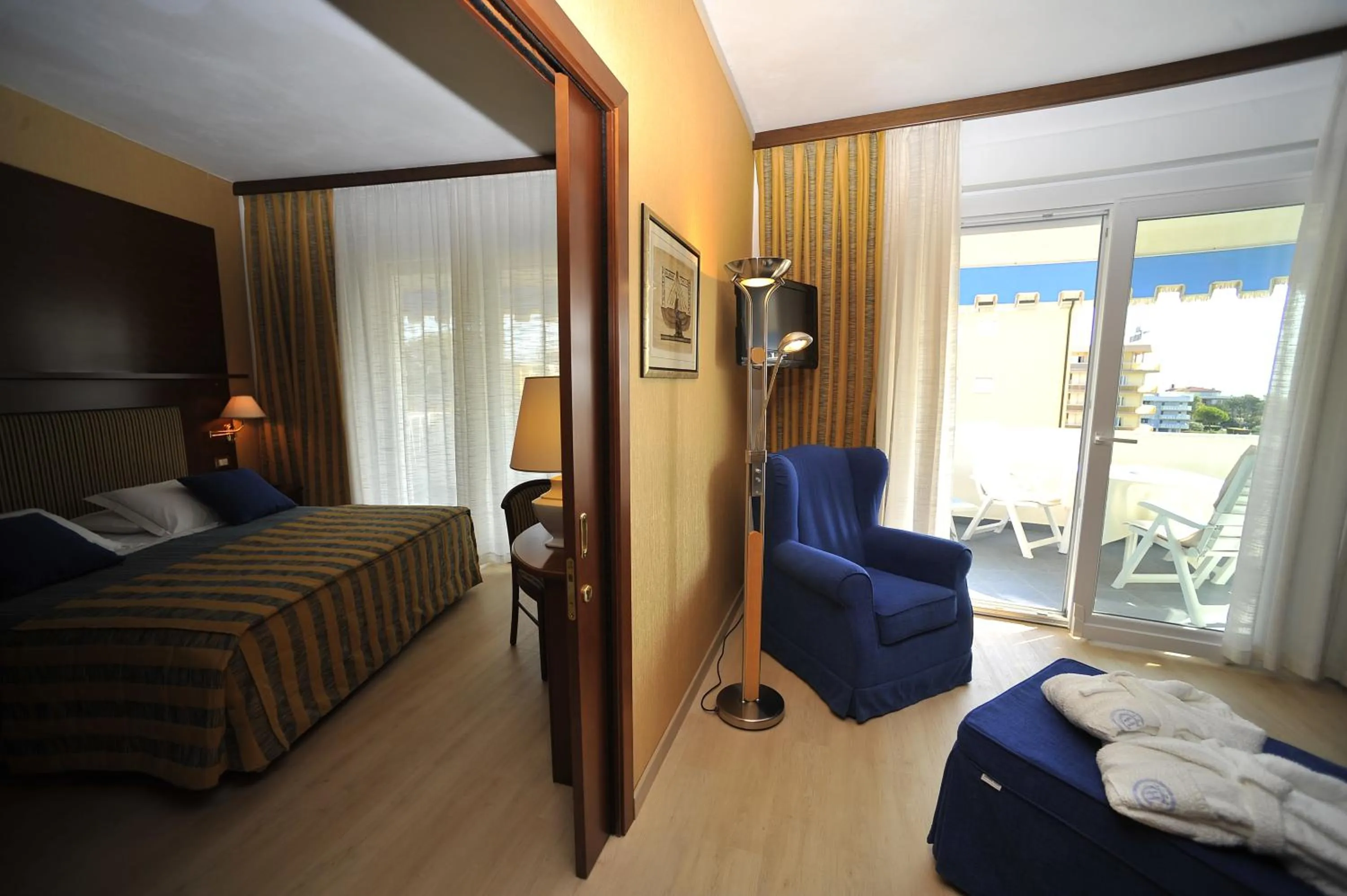 Photo of the whole room, Bed in Hotel Corallo