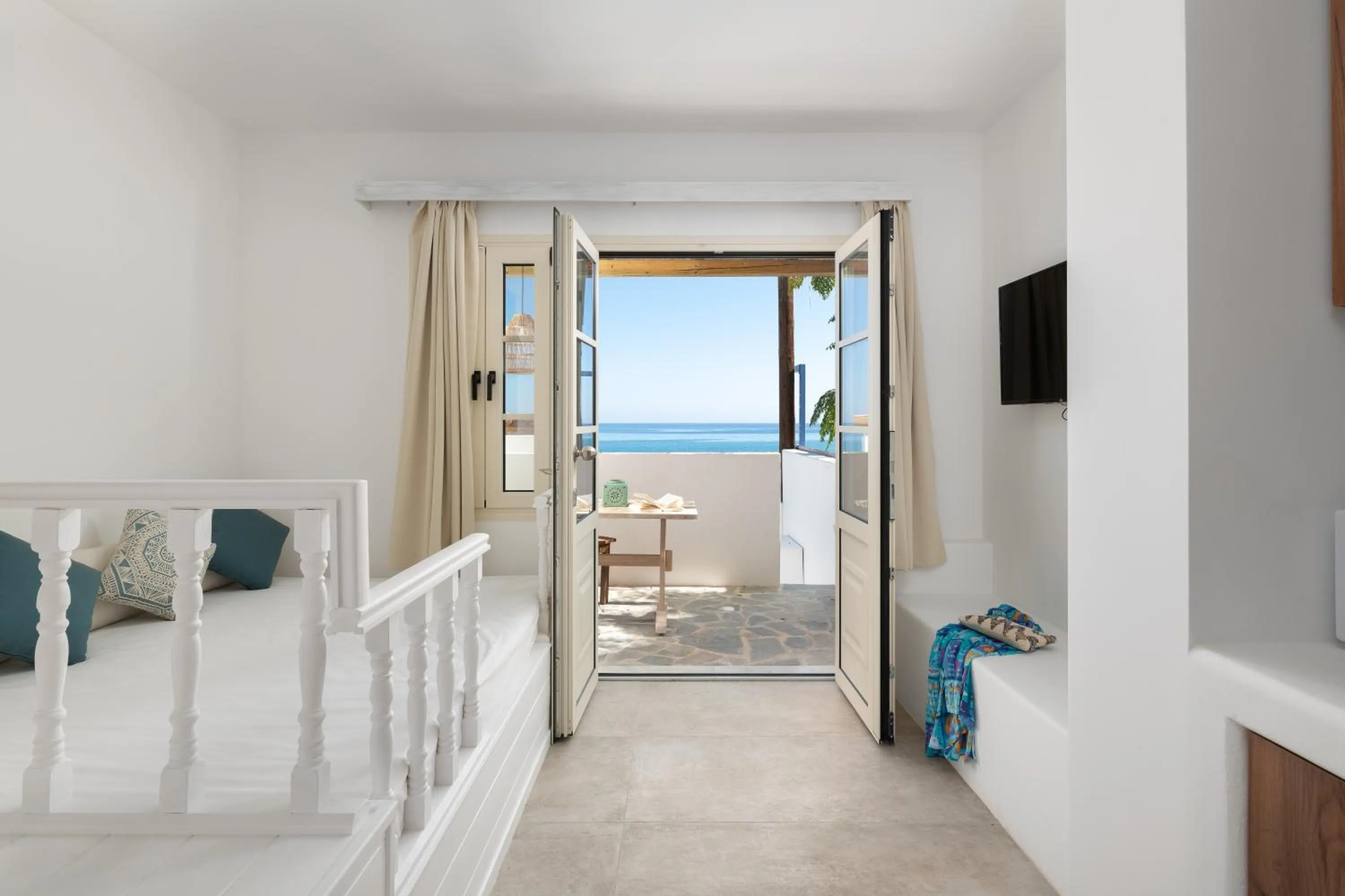 Stegna Akti Luxury Suites