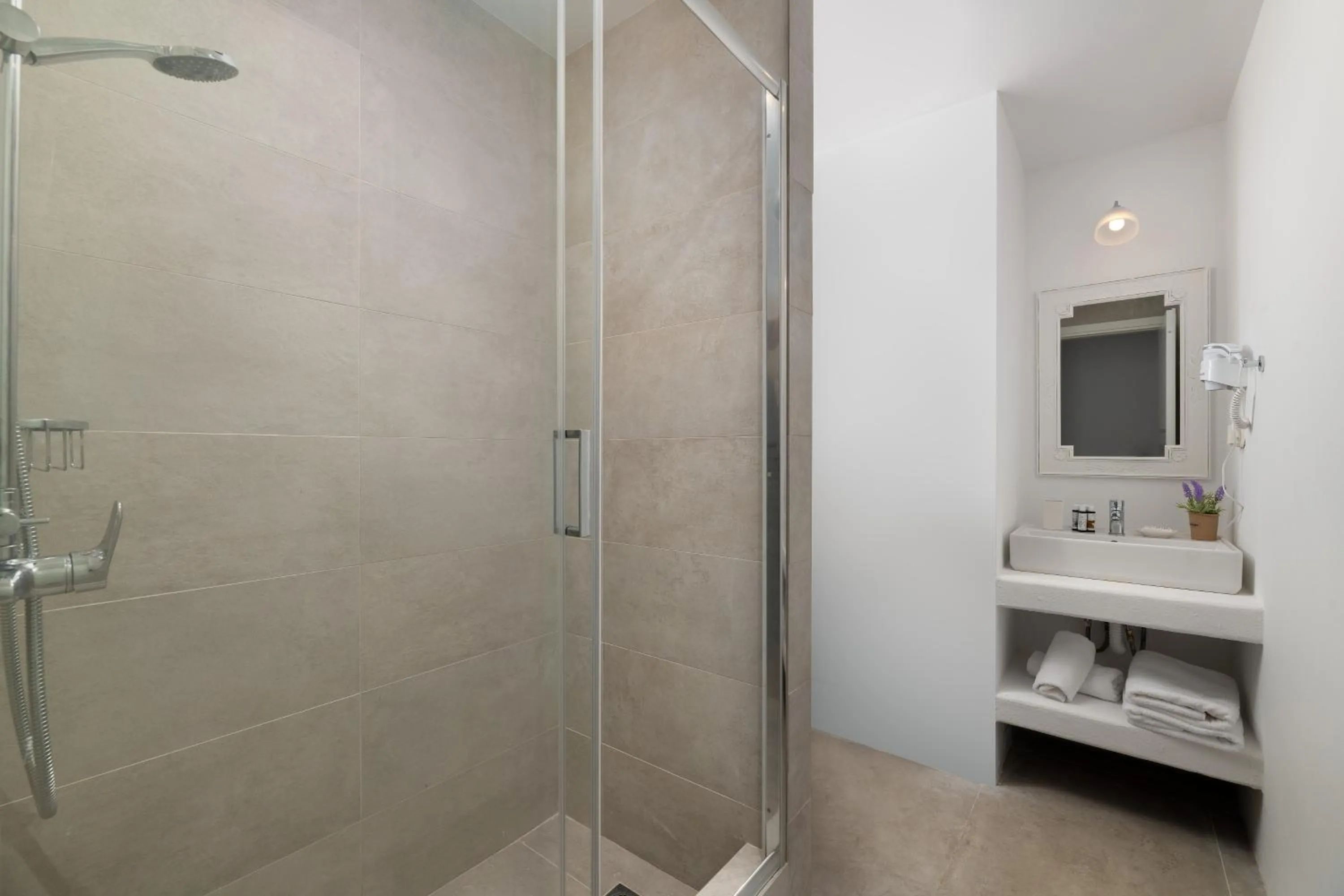 Stegna Akti Luxury Suites