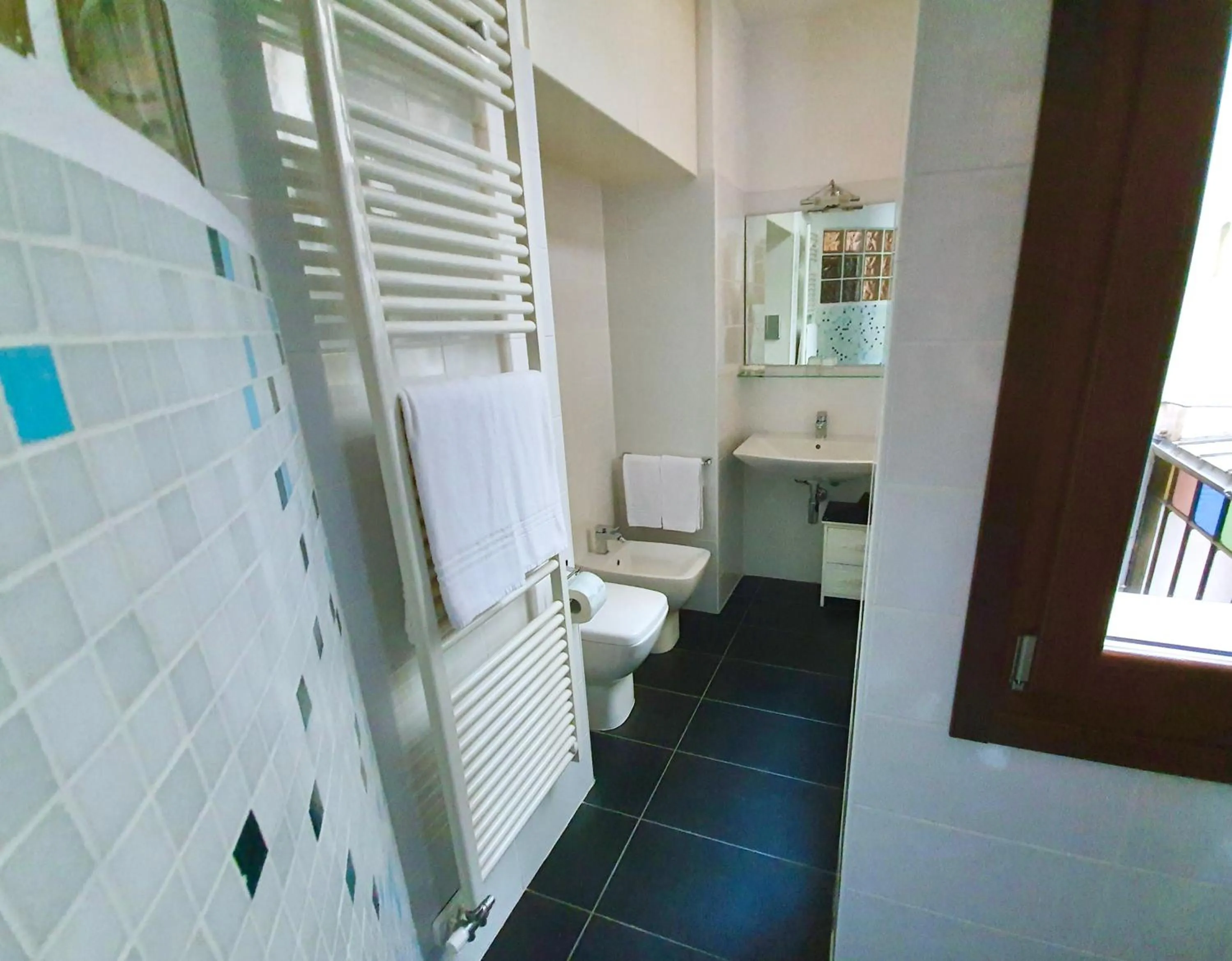 Bathroom in Hotel Aurora