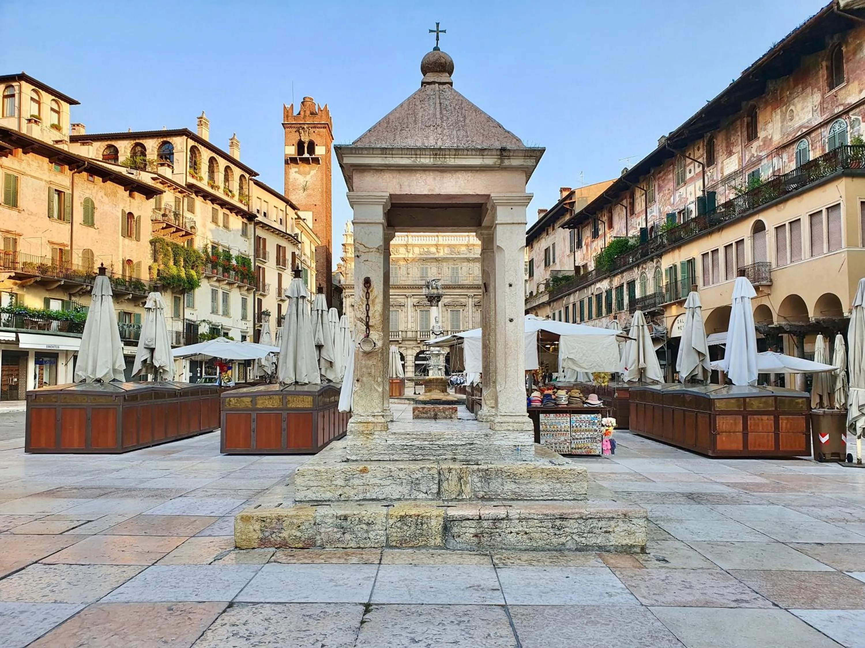 Nearby landmark in Hotel Aurora