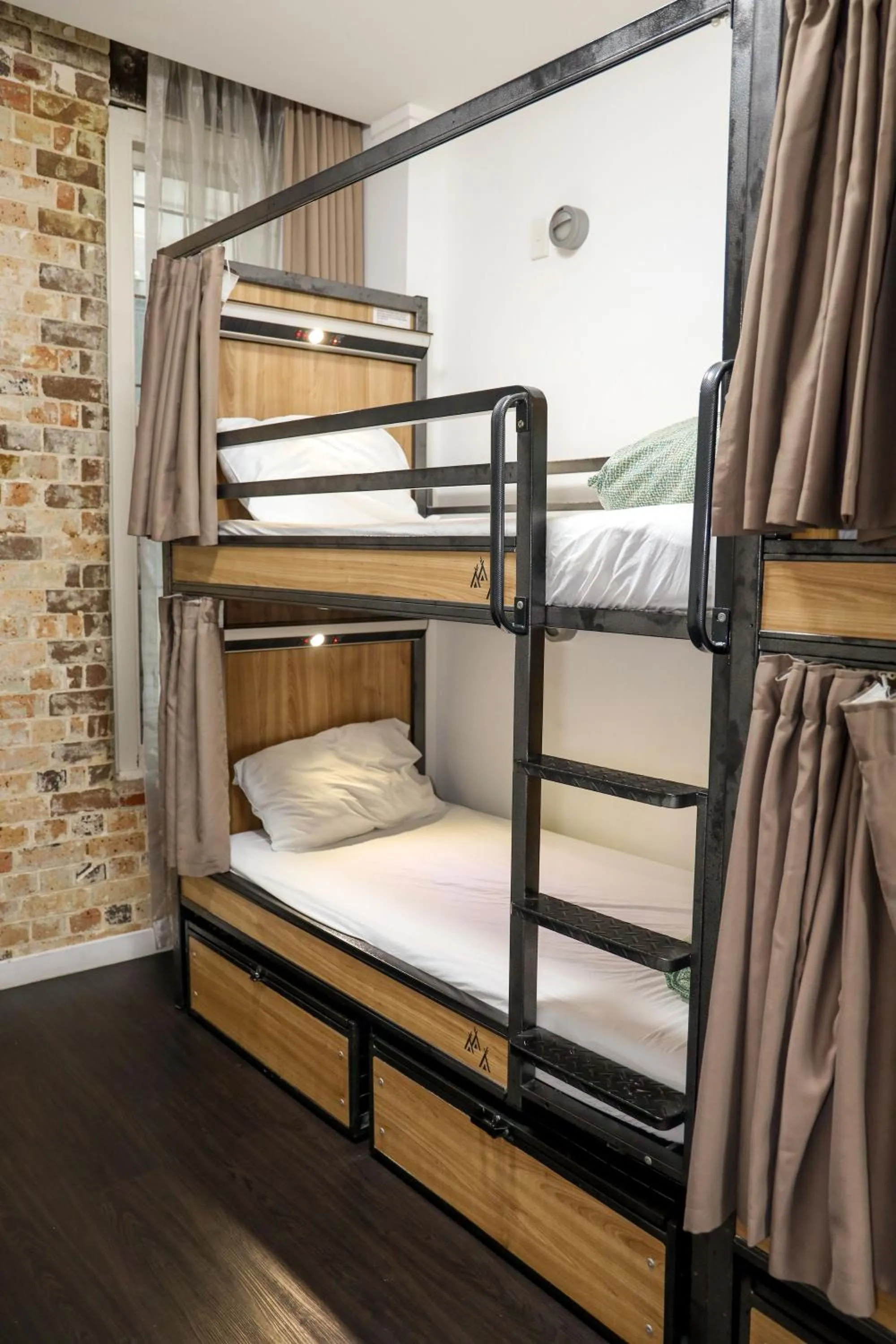 Bed in Base Sydney Hostel