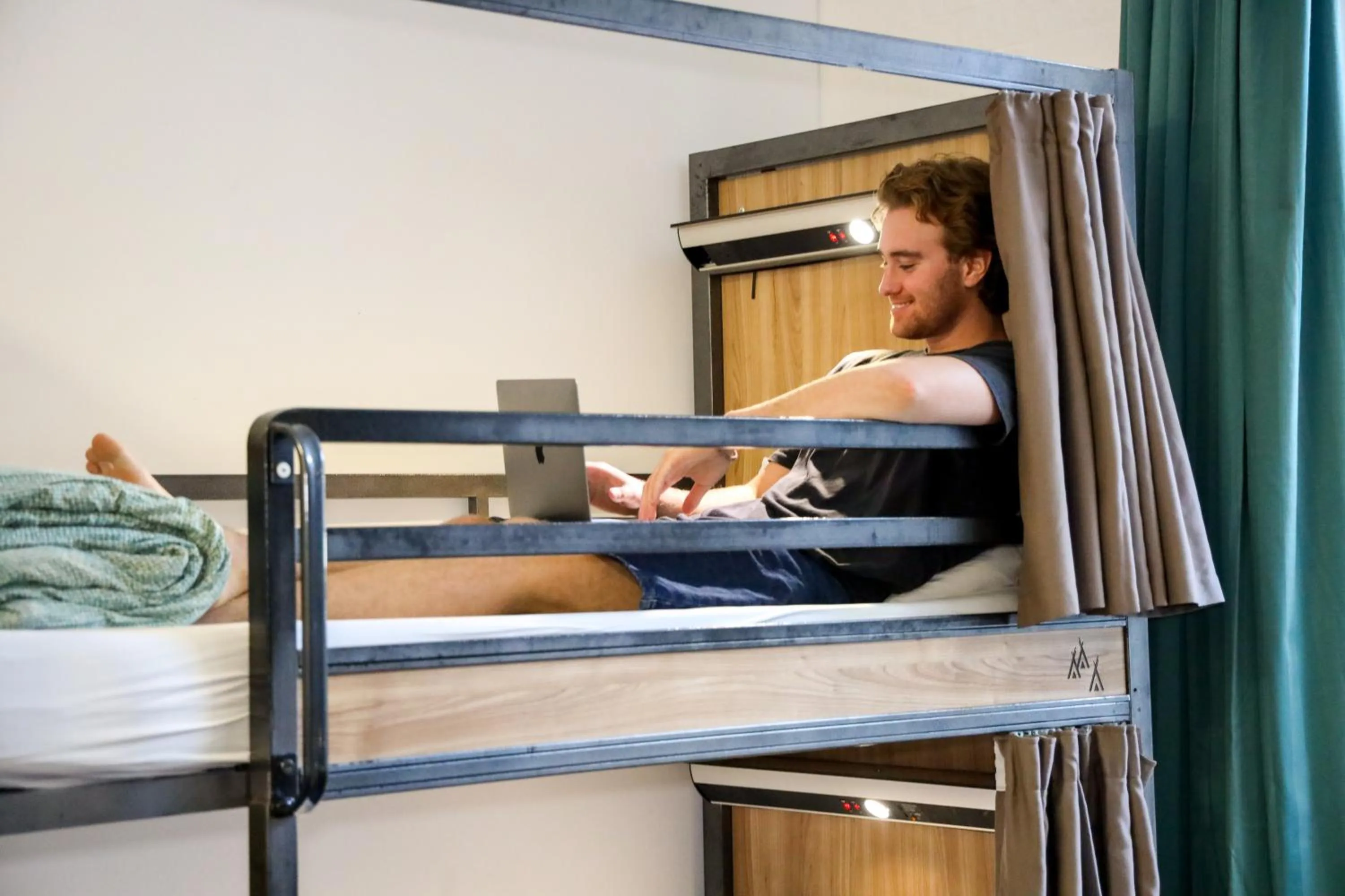 Bed in Base Sydney Hostel