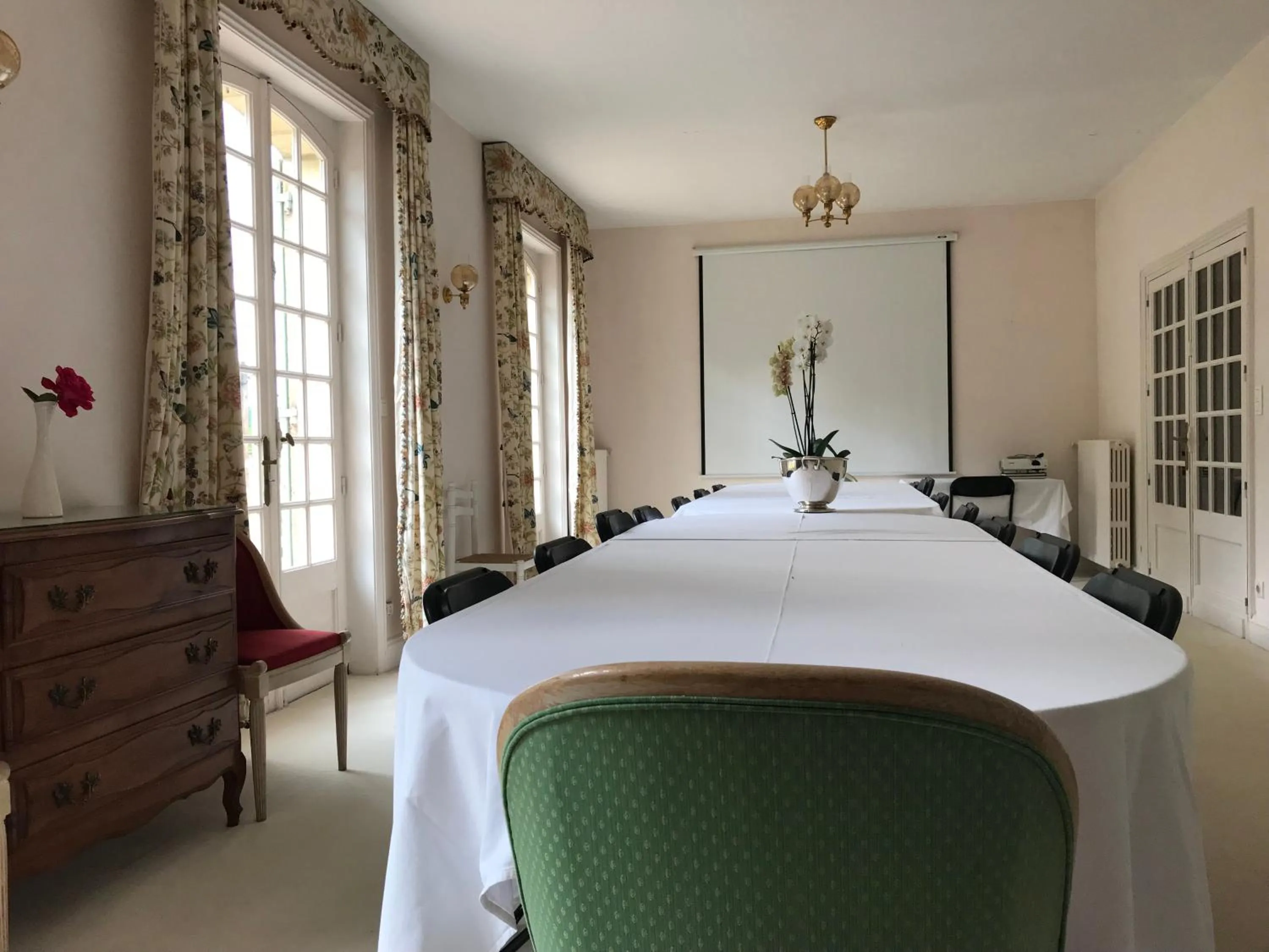 Meeting/conference room in Hotel Restaurant Le Centenaire