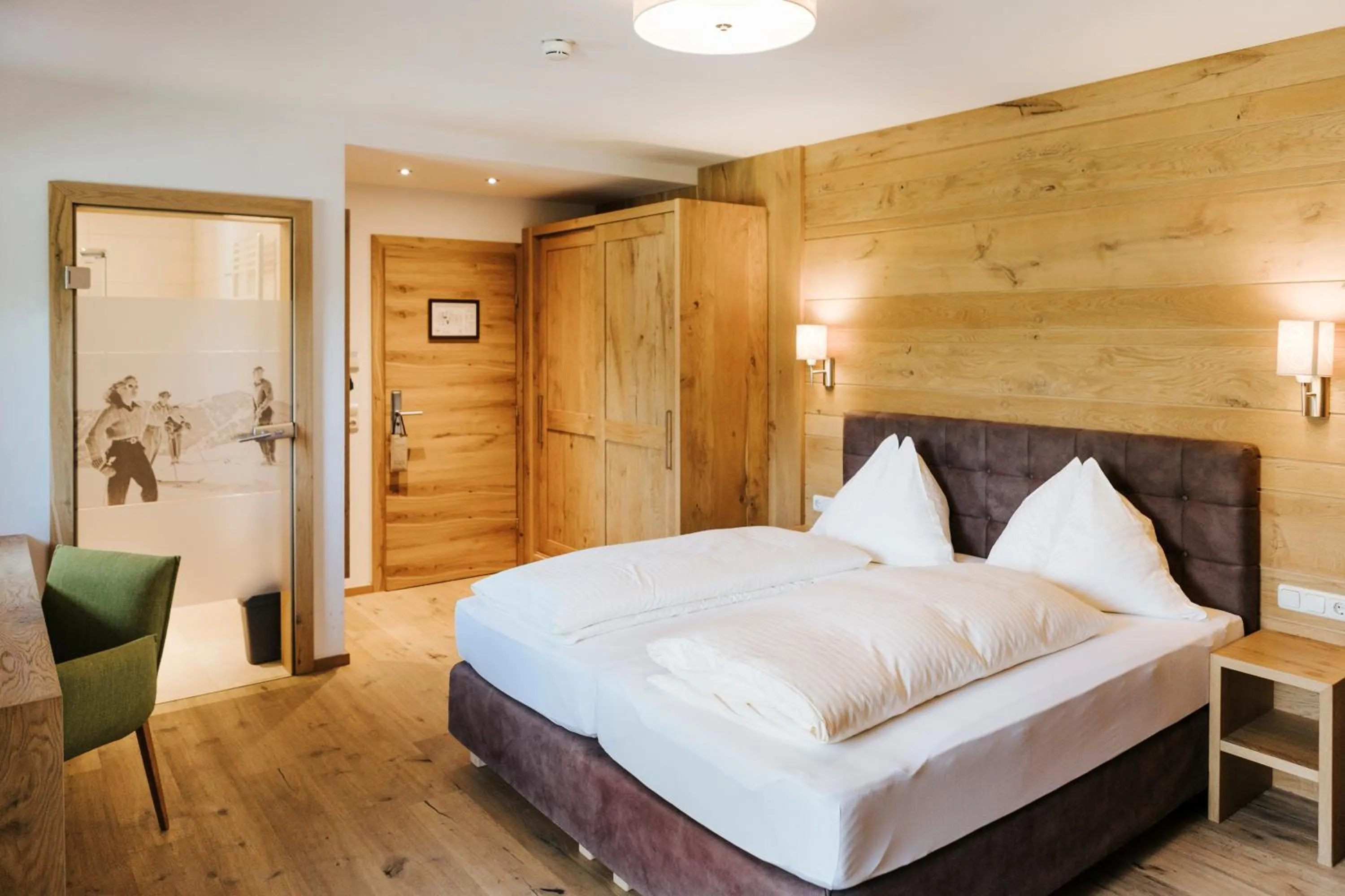 Bedroom, Bed in Hotel Thurnerhof