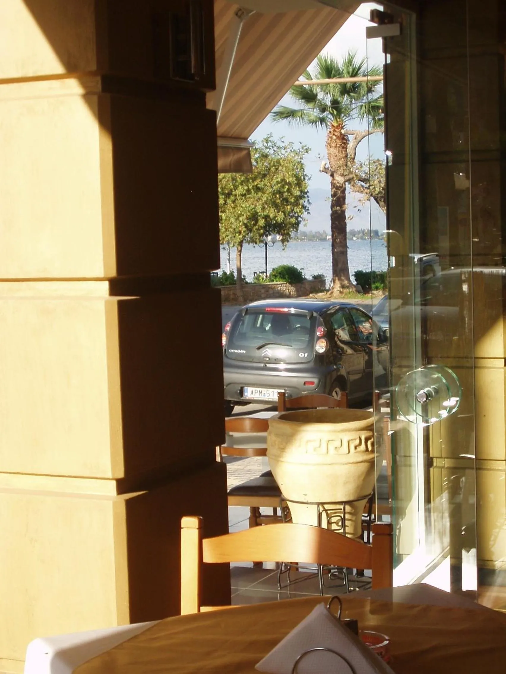 On-site shops in Palataki Residence