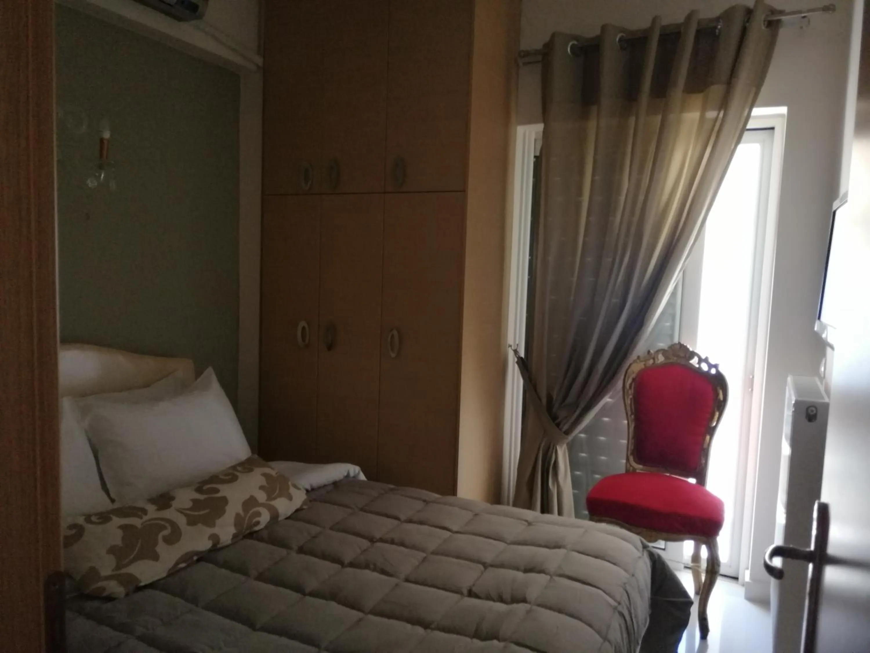 Bedroom, Bed in Palataki Residence