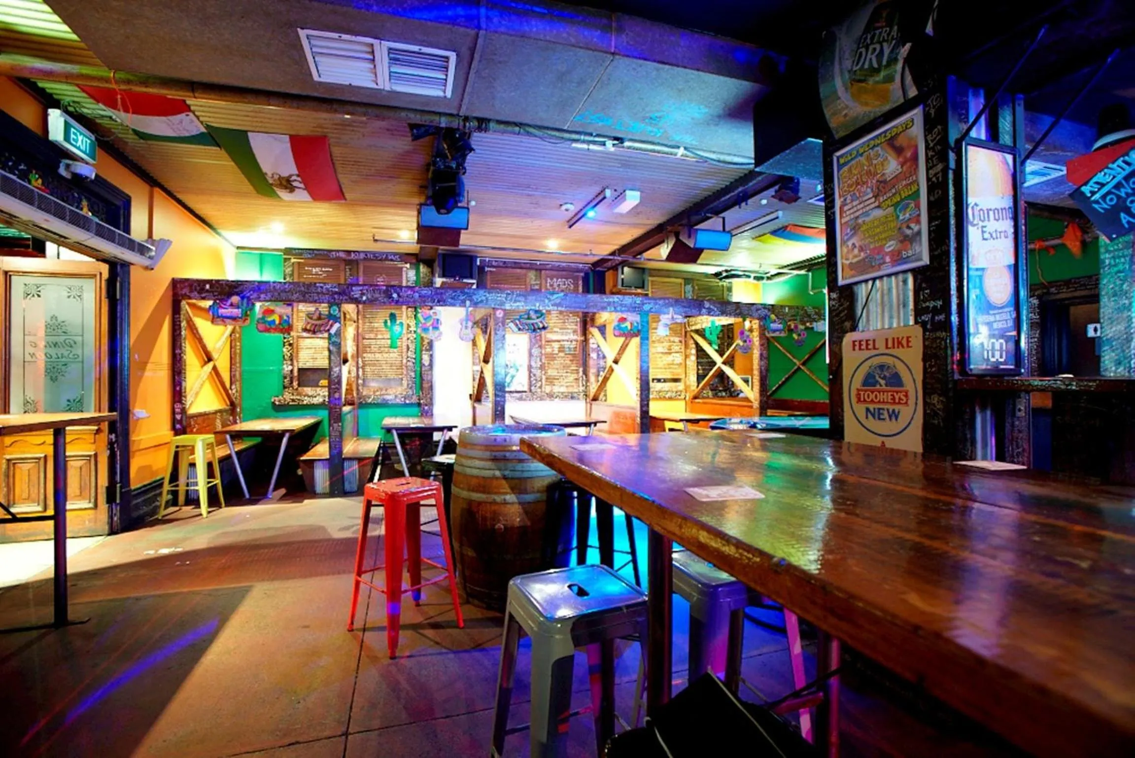 Restaurant/places to eat, Lounge/Bar in Nomads Brisbane Hostel