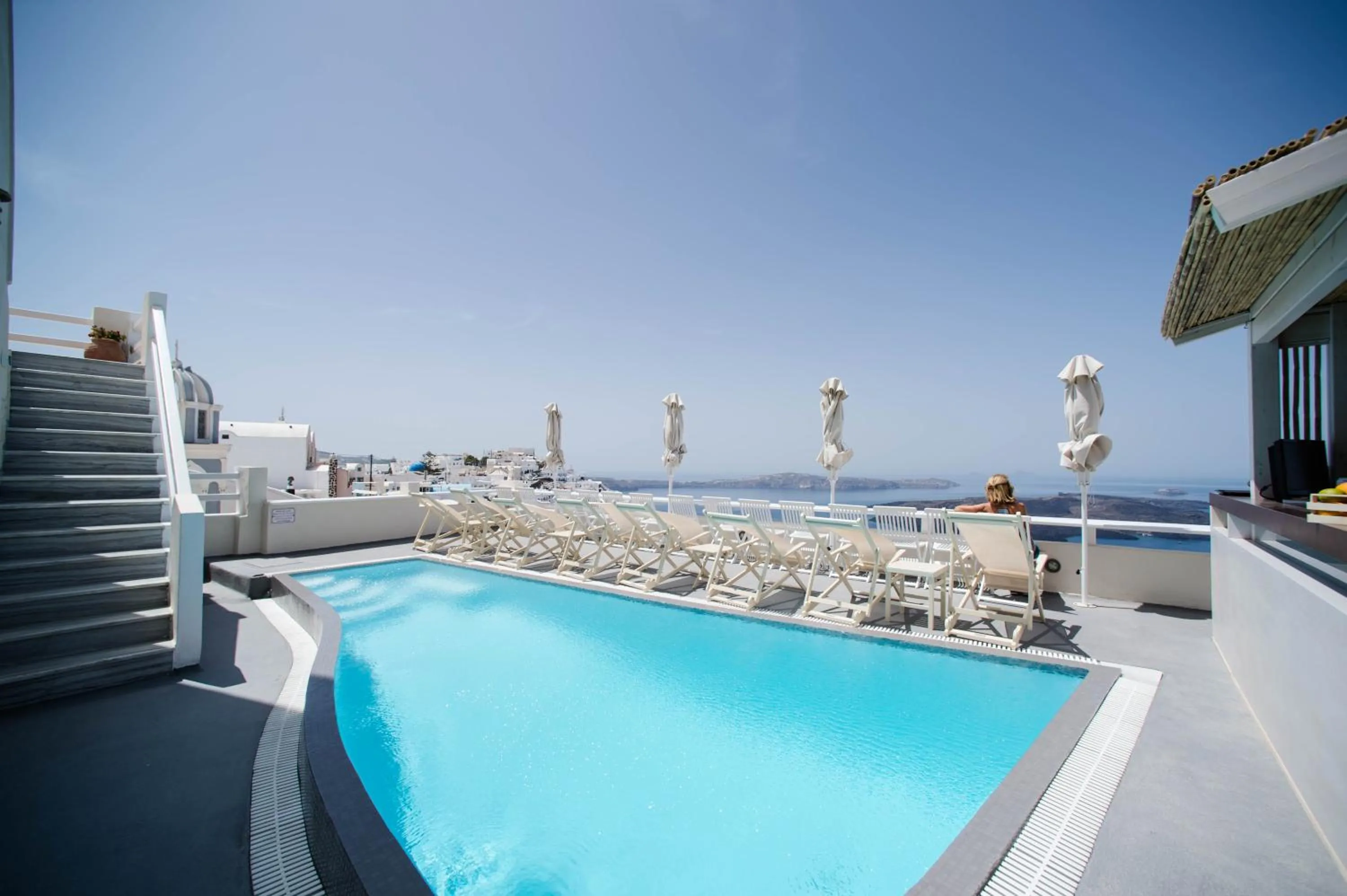 Swimming pool in Villa Ilias