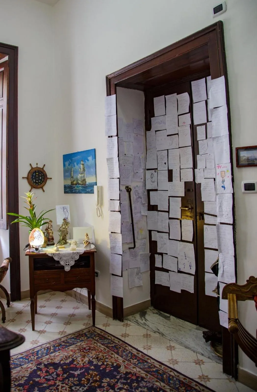 Seating area in Parthenope's home