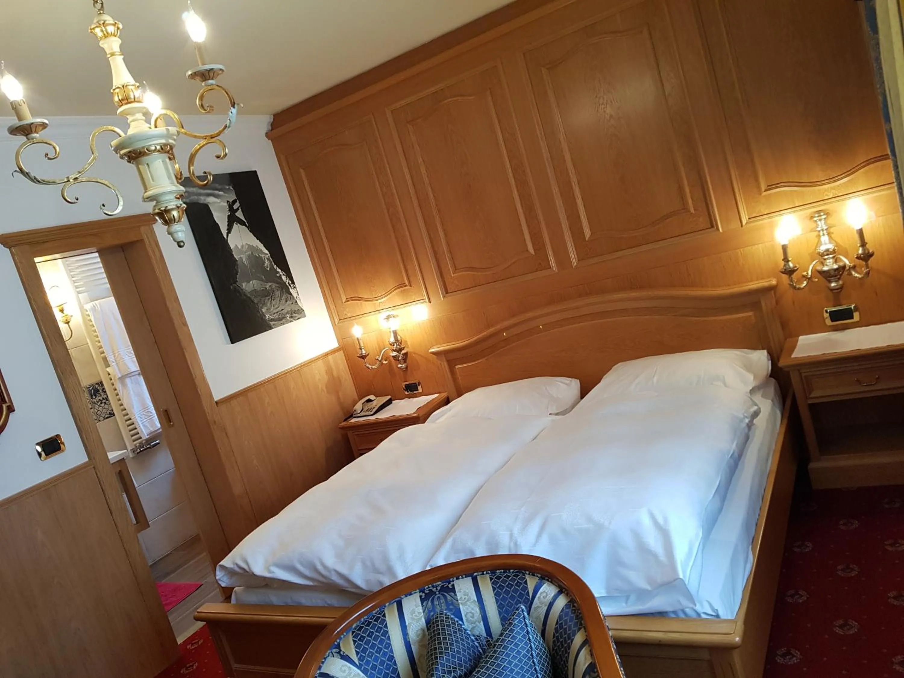 Bed in Villa Martha Vintage Hotel-B&B