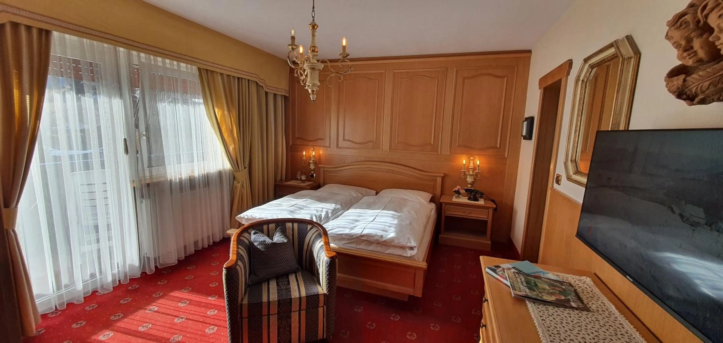 Bed in Villa Martha Vintage Hotel-B&B