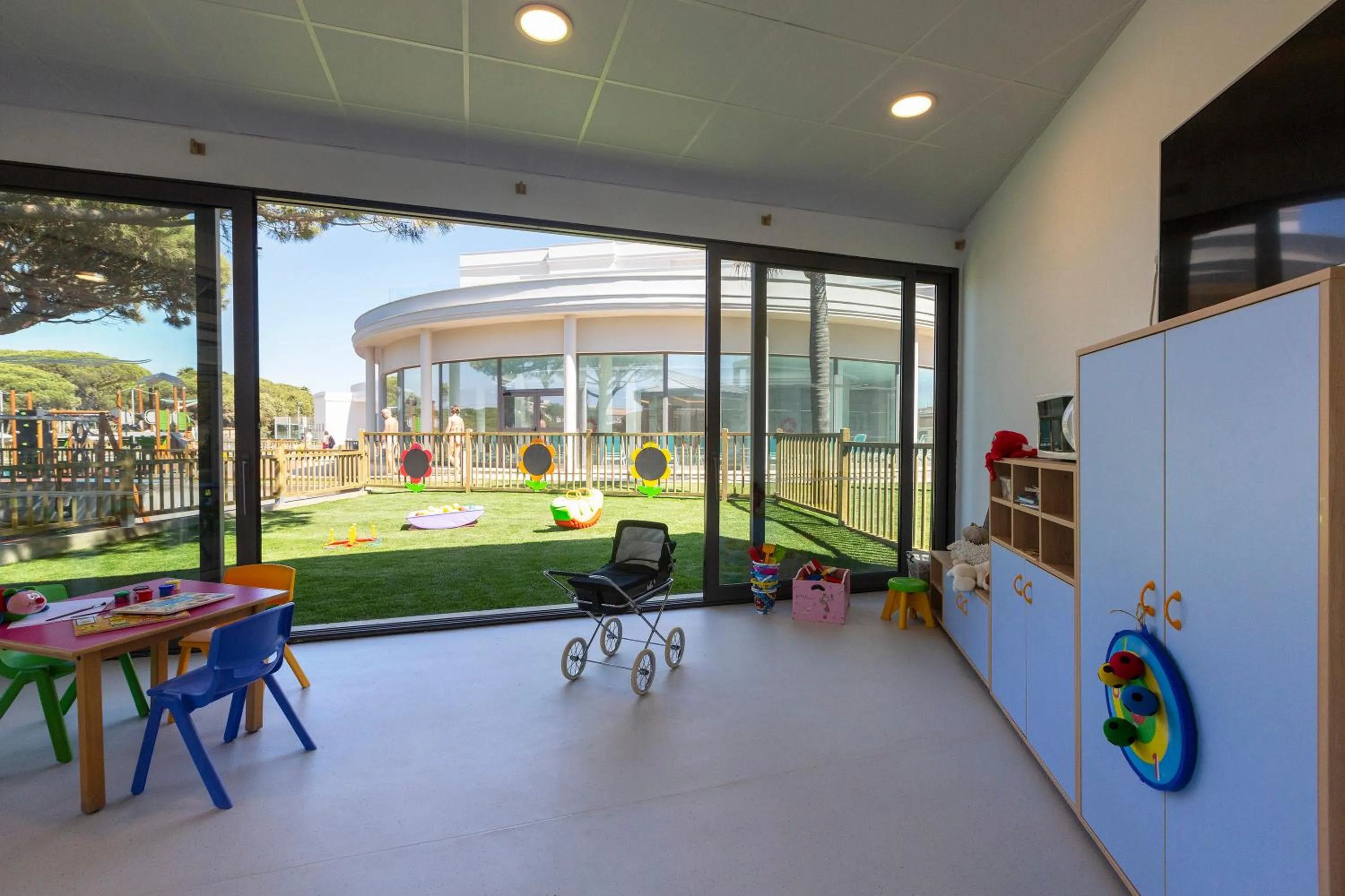 Kids's club in Hipotels Barrosa Park