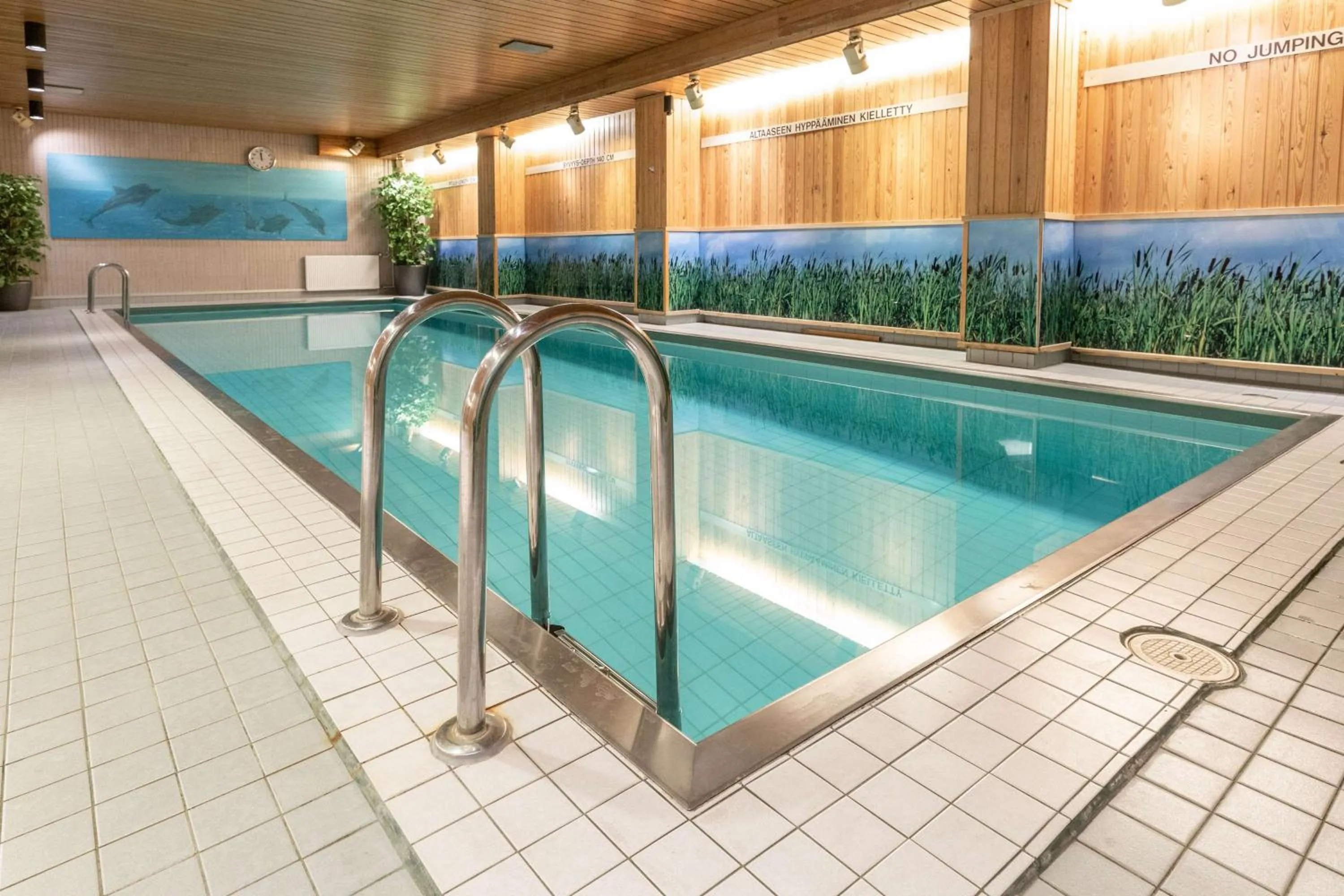 Pool view in Scandic Tampere Koskipuisto