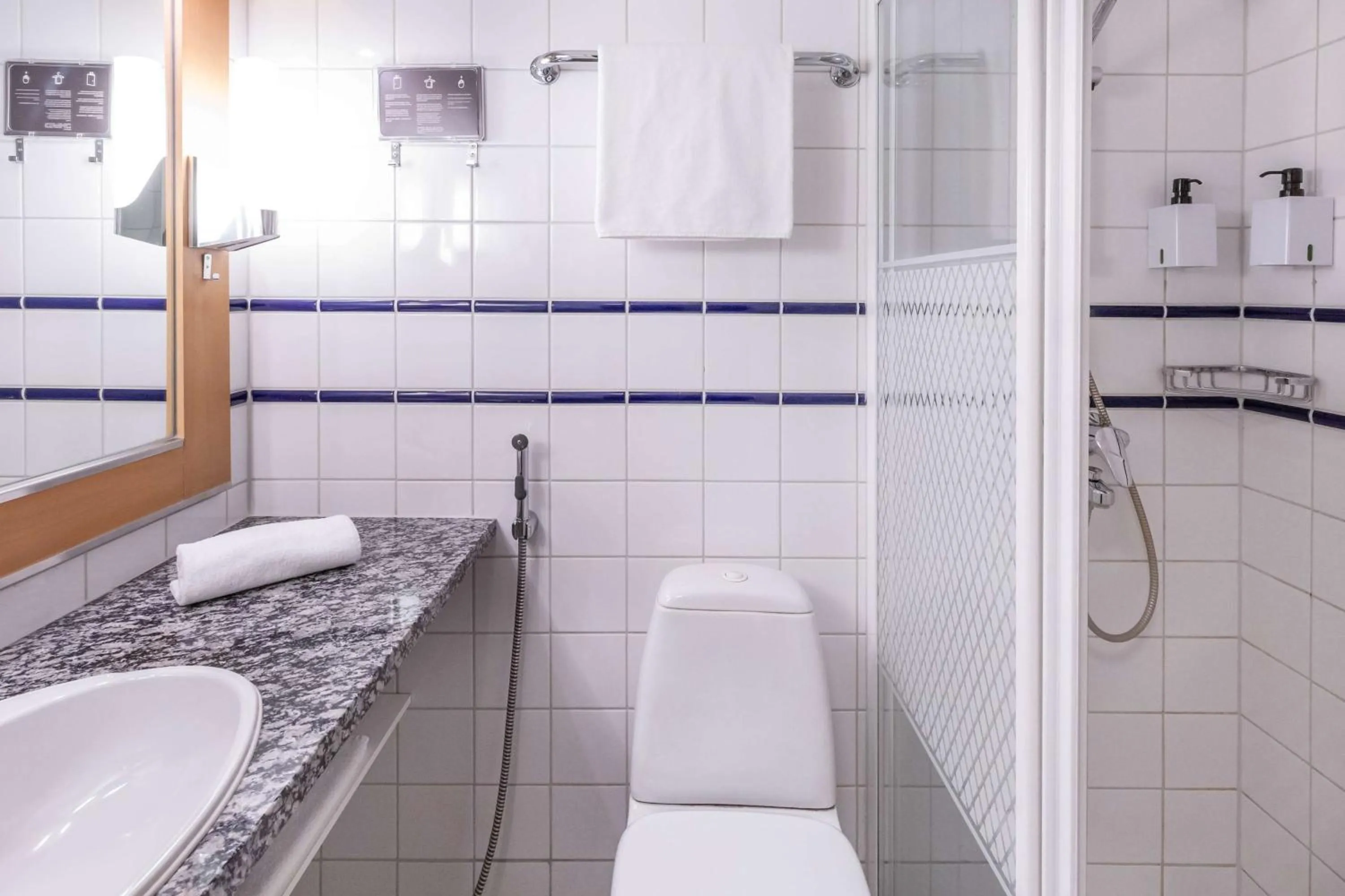 Bedroom in Scandic Tampere Koskipuisto