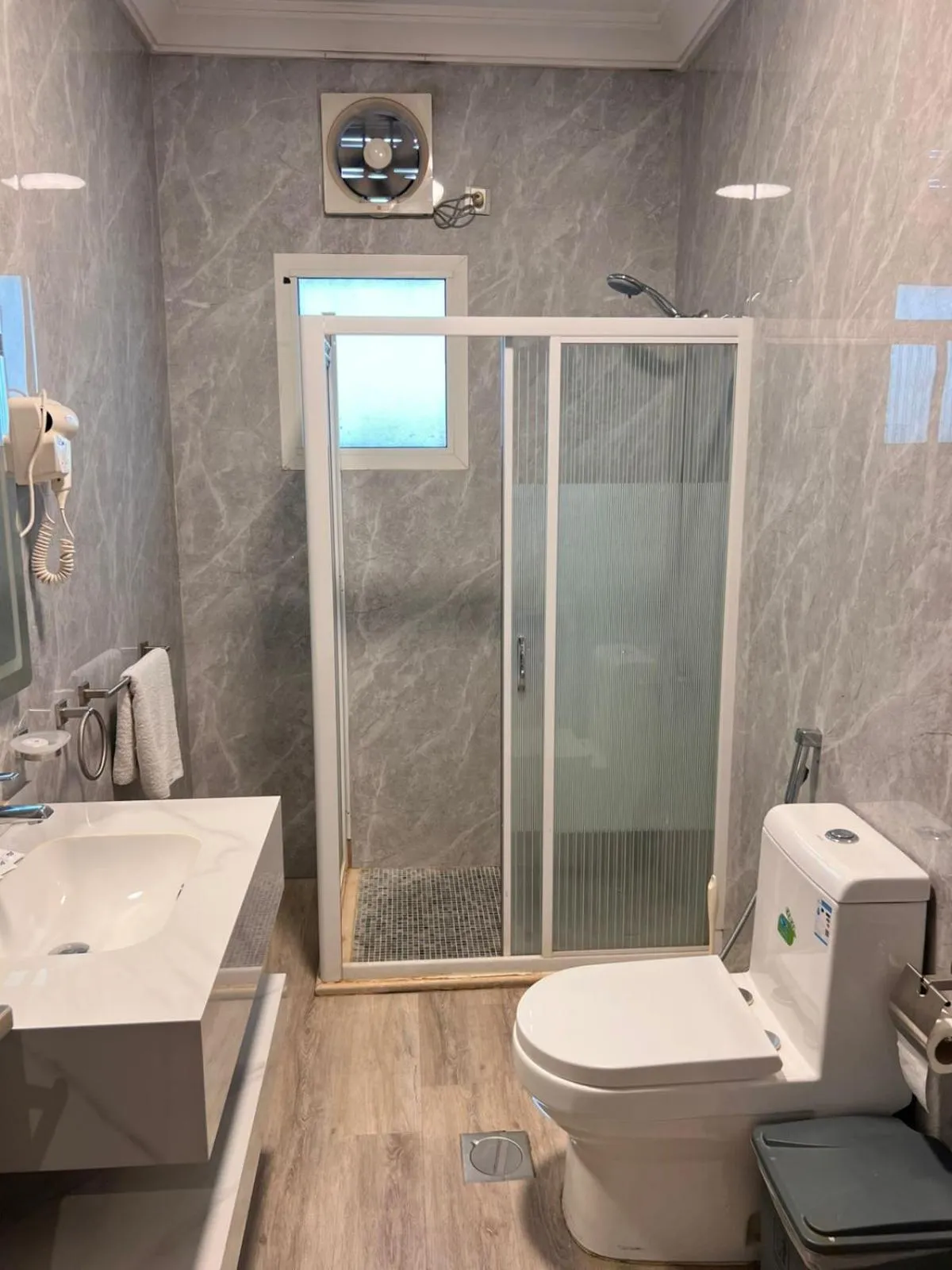 Shower in Alshaheen Suites