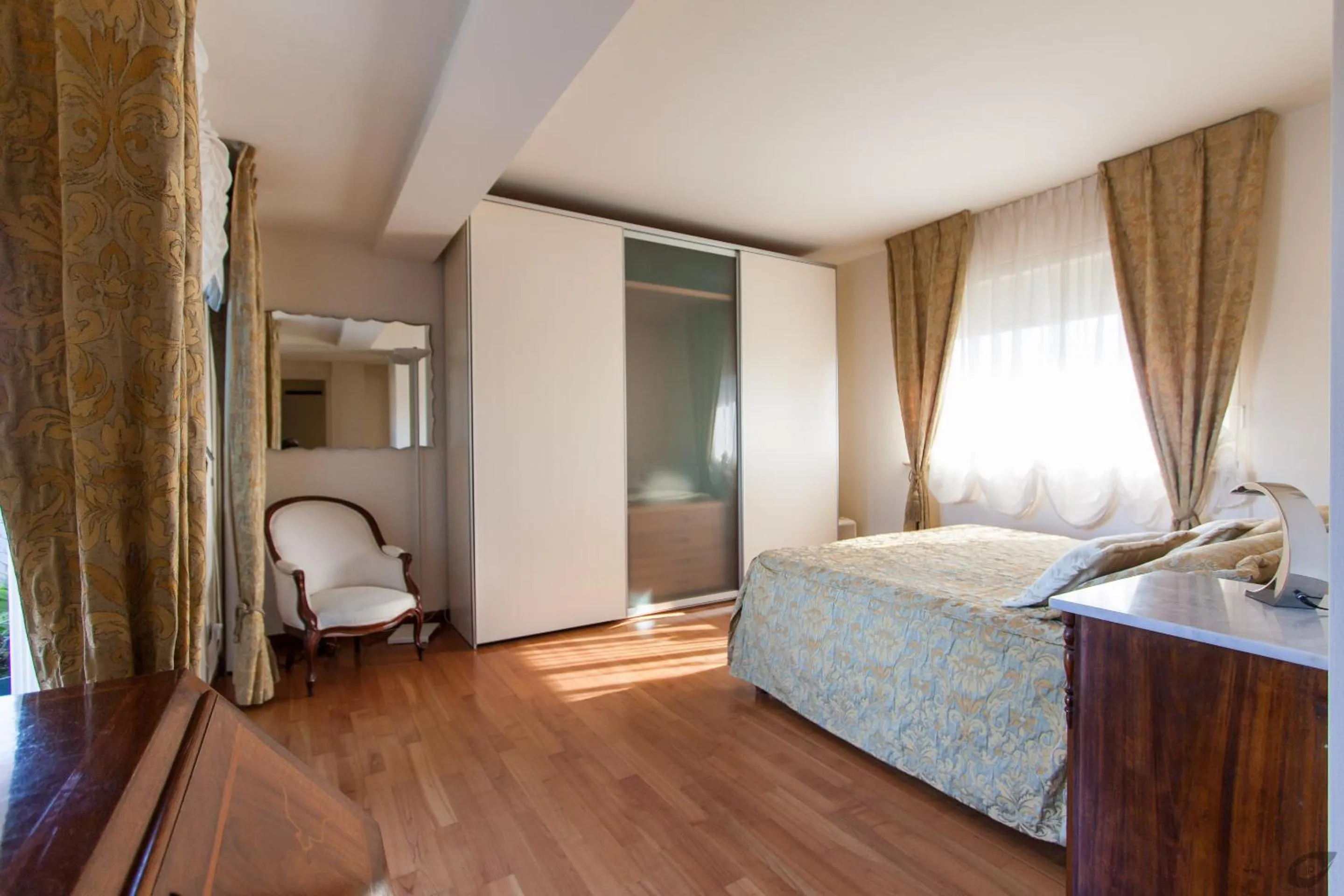 Bedroom, Bed in Residence Verdeluna