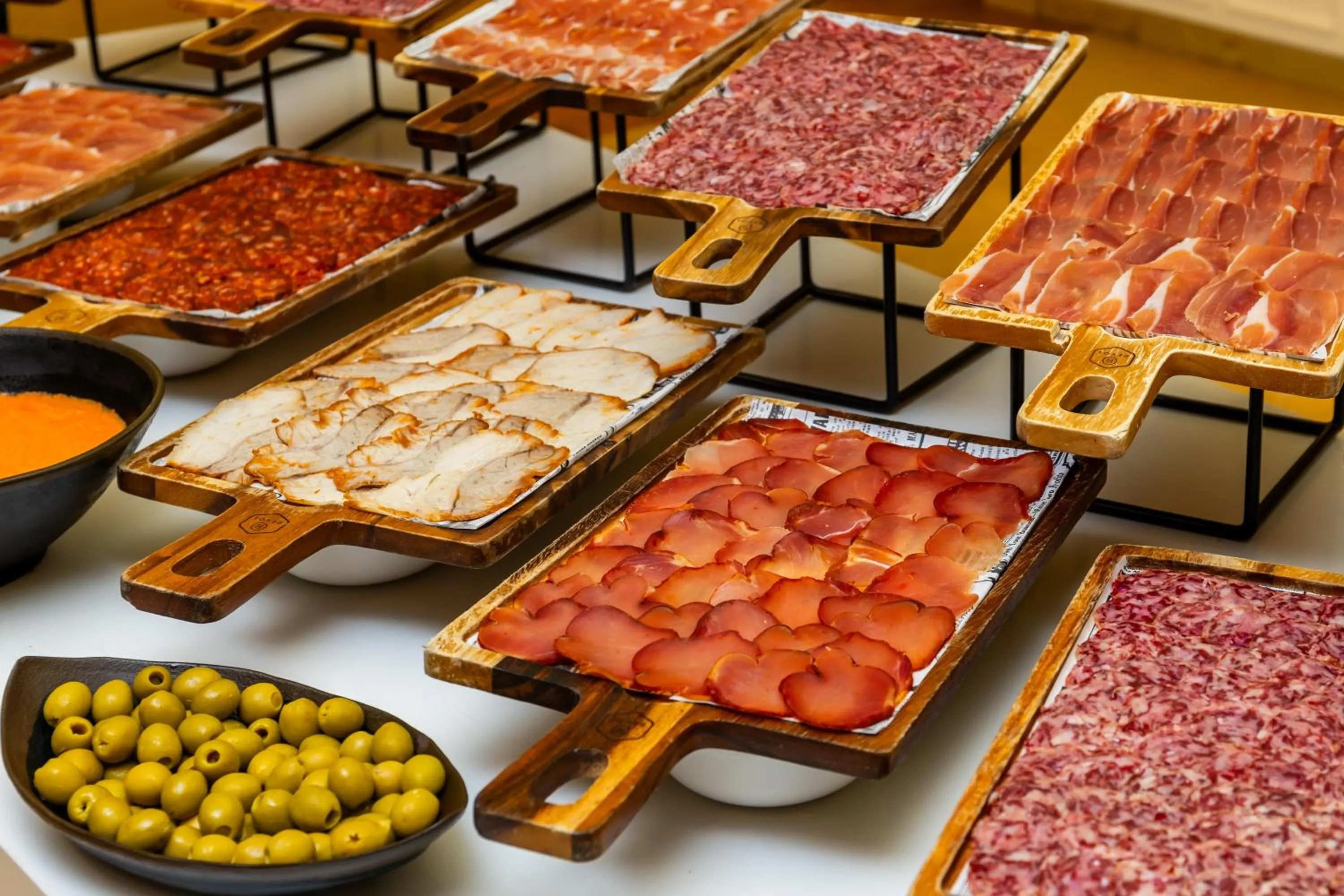 Restaurant/places to eat in Hipotels Barrosa Garden