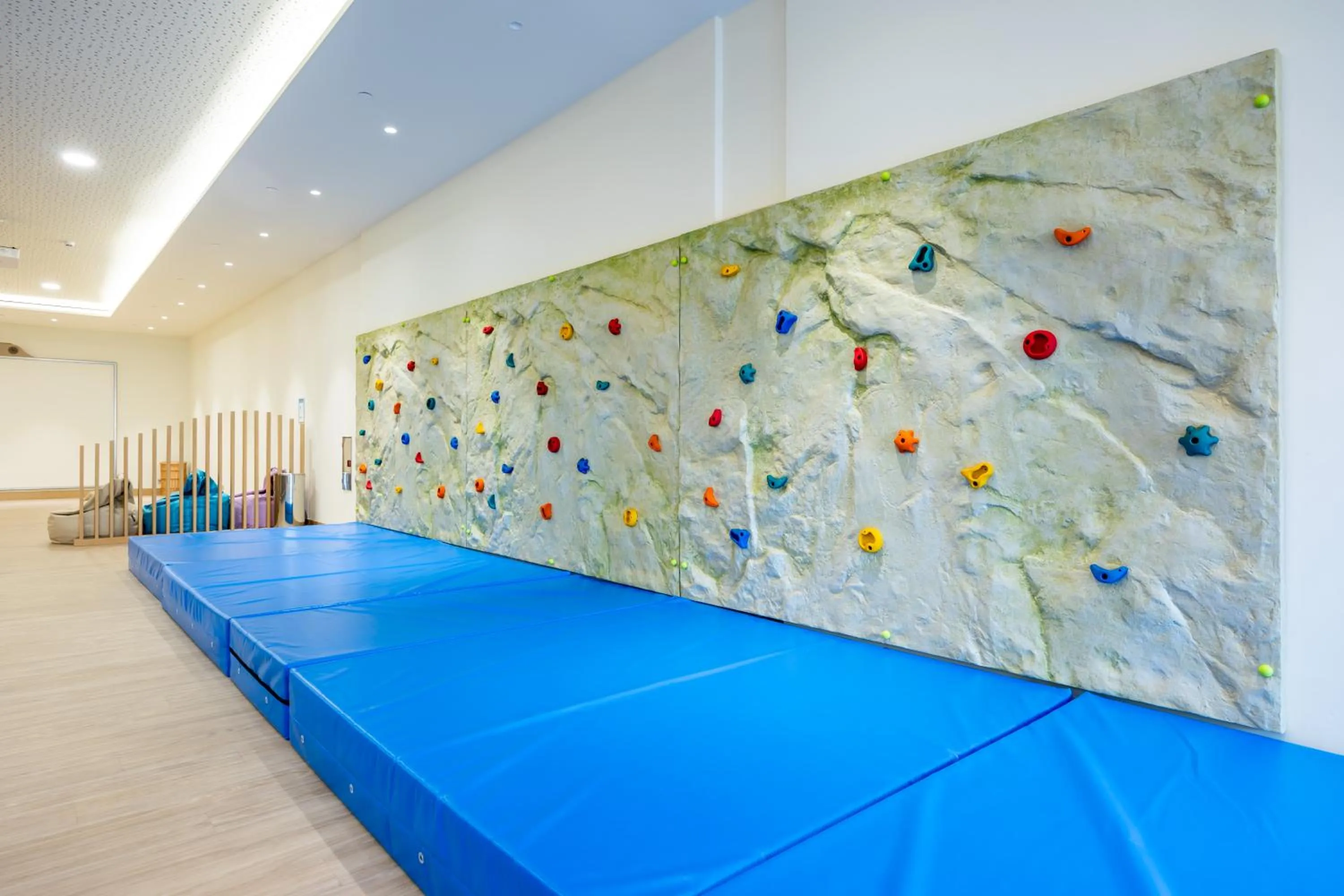 Game Room in Hipotels Barrosa Garden